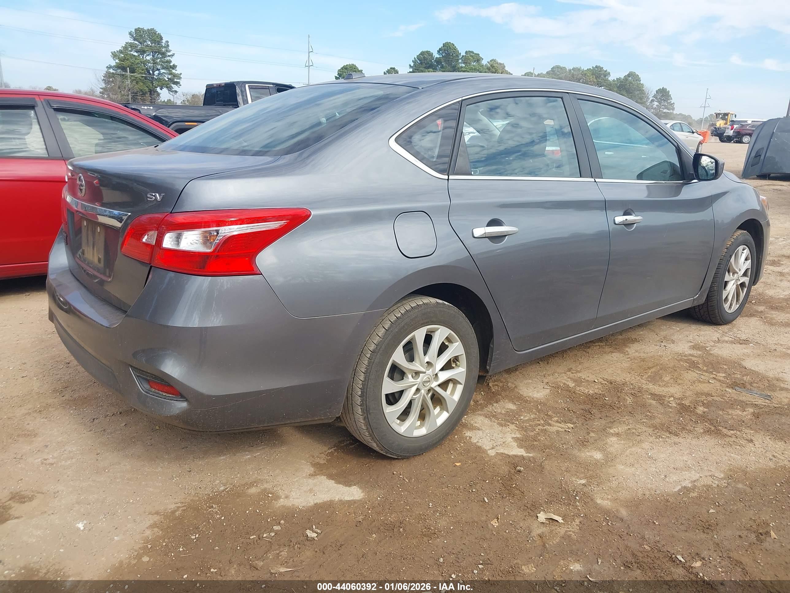 NISSAN SENTRA image 4