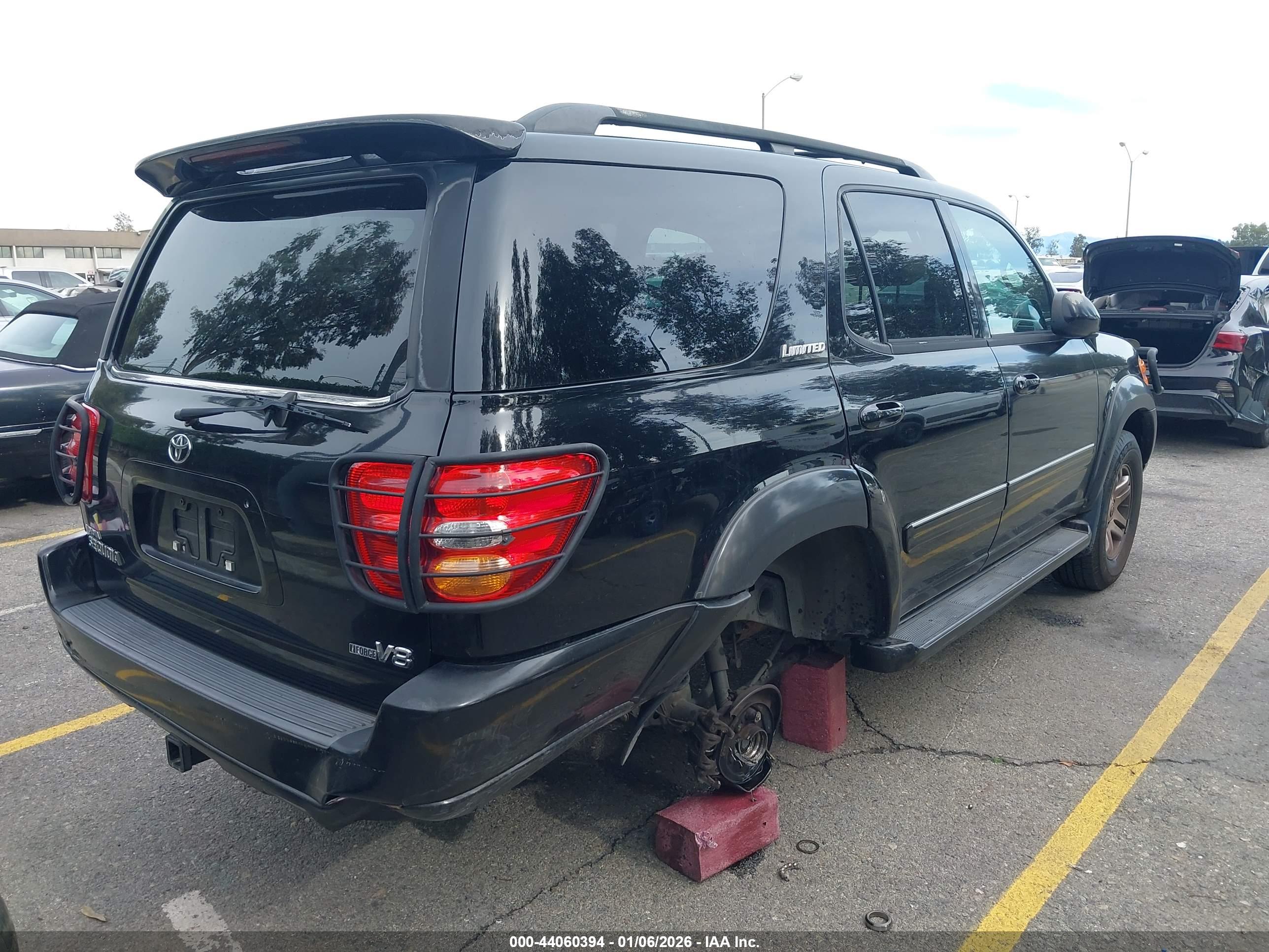 TOYOTA SEQUOIA image 4