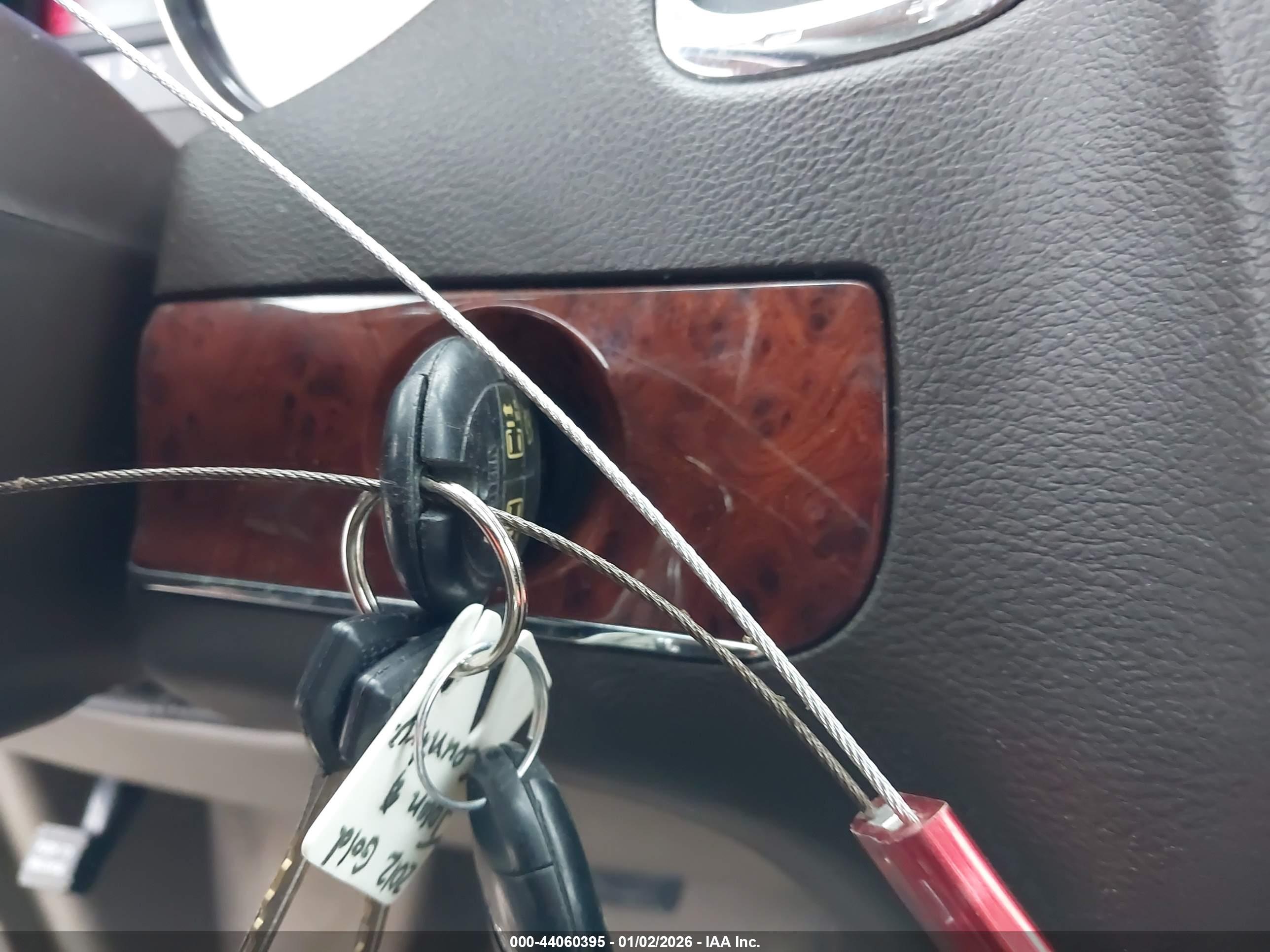 CHRYSLER TOWN image 11