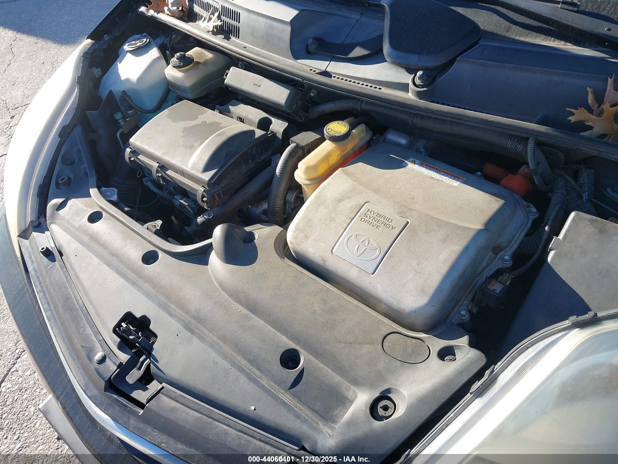 TOYOTA PRIUS image 10