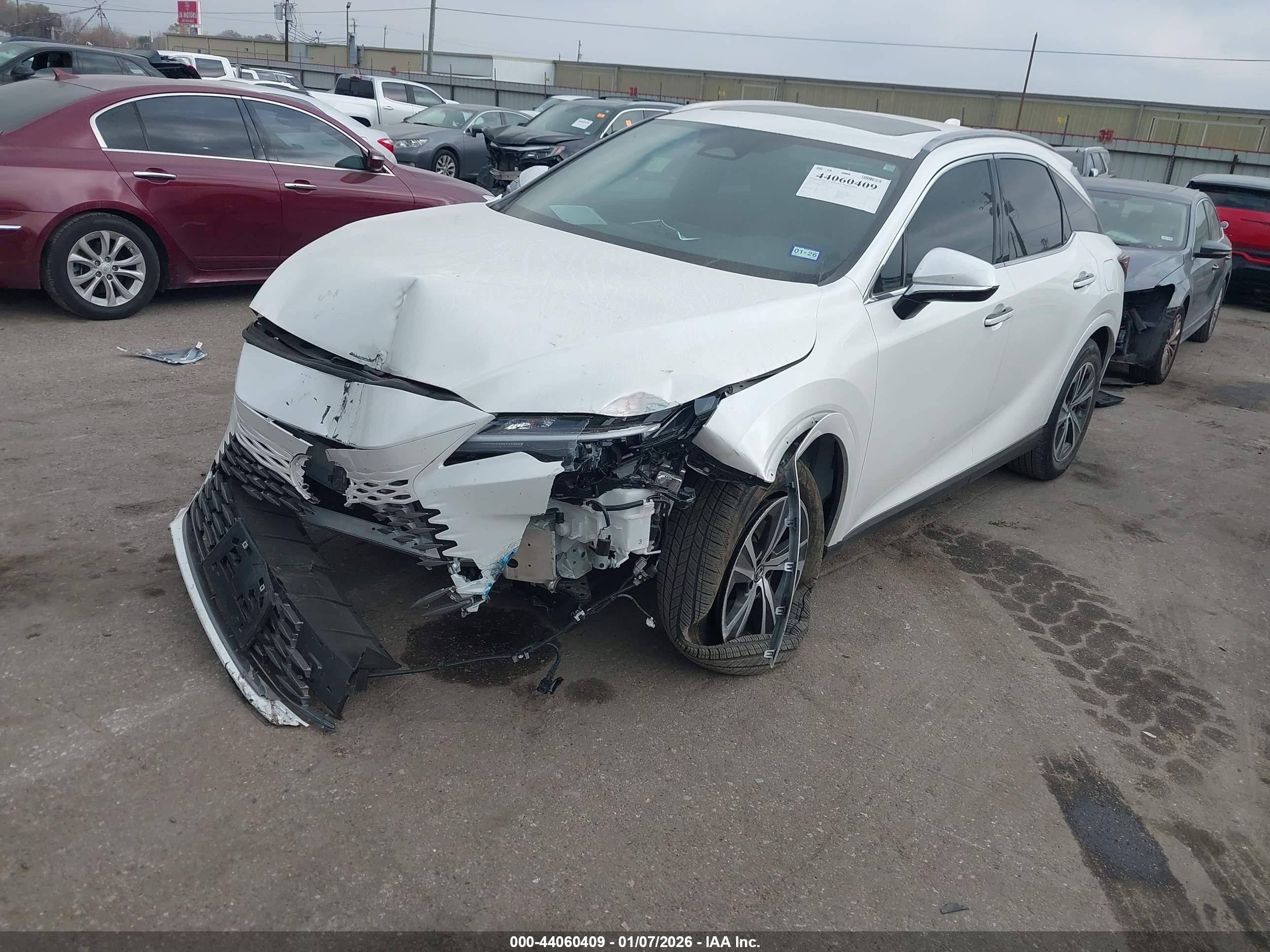 LEXUS RX image 2