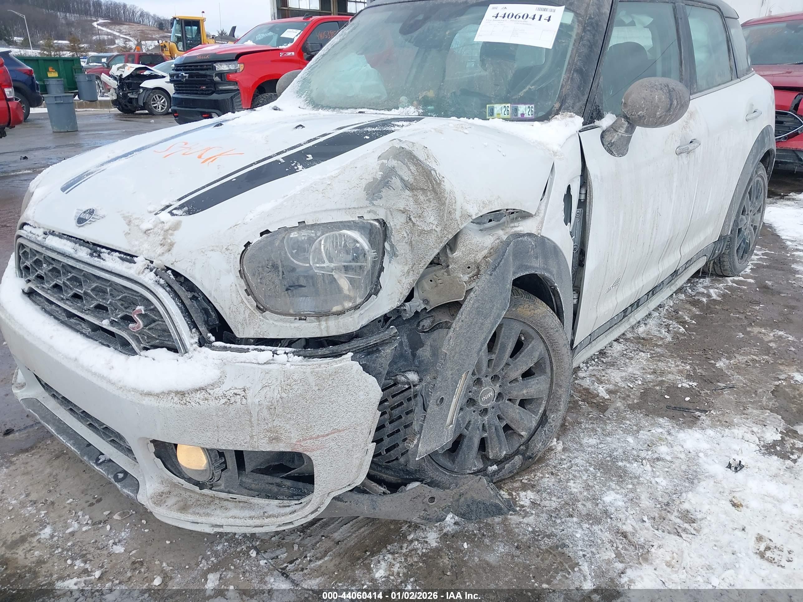 MINI COUNTRYMAN image 6