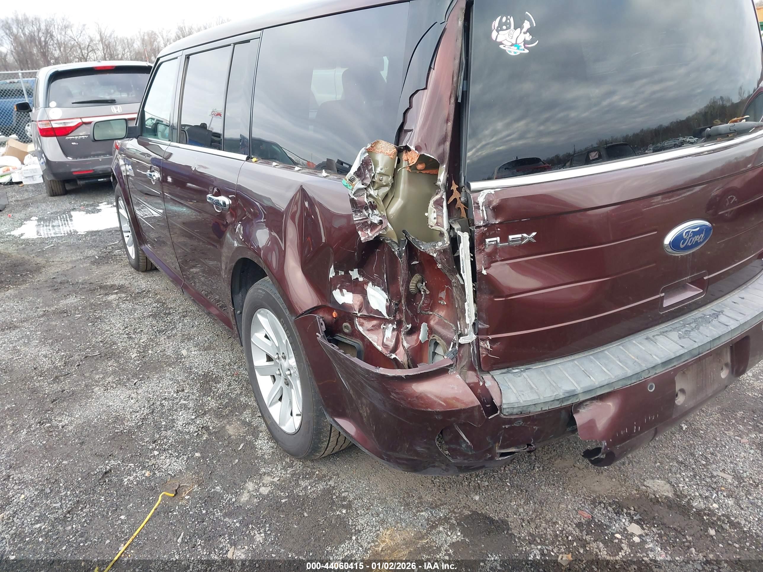FORD FLEX image 6