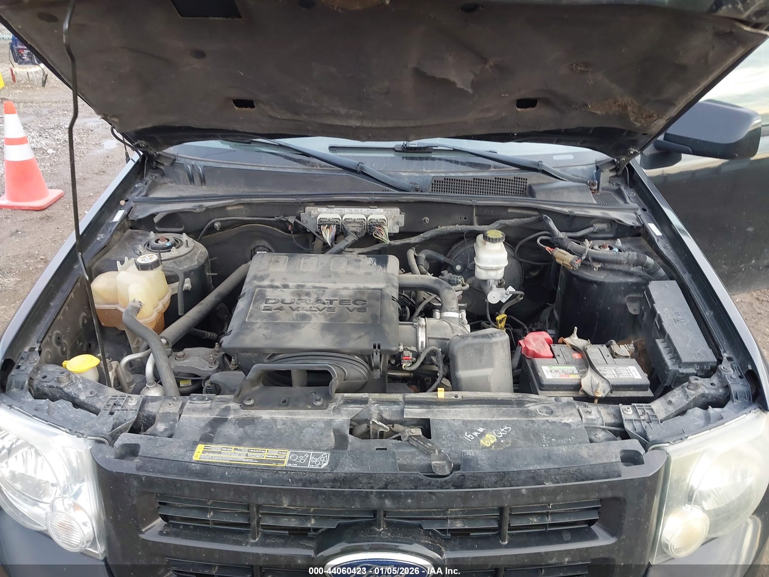 FORD ESCAPE image 10