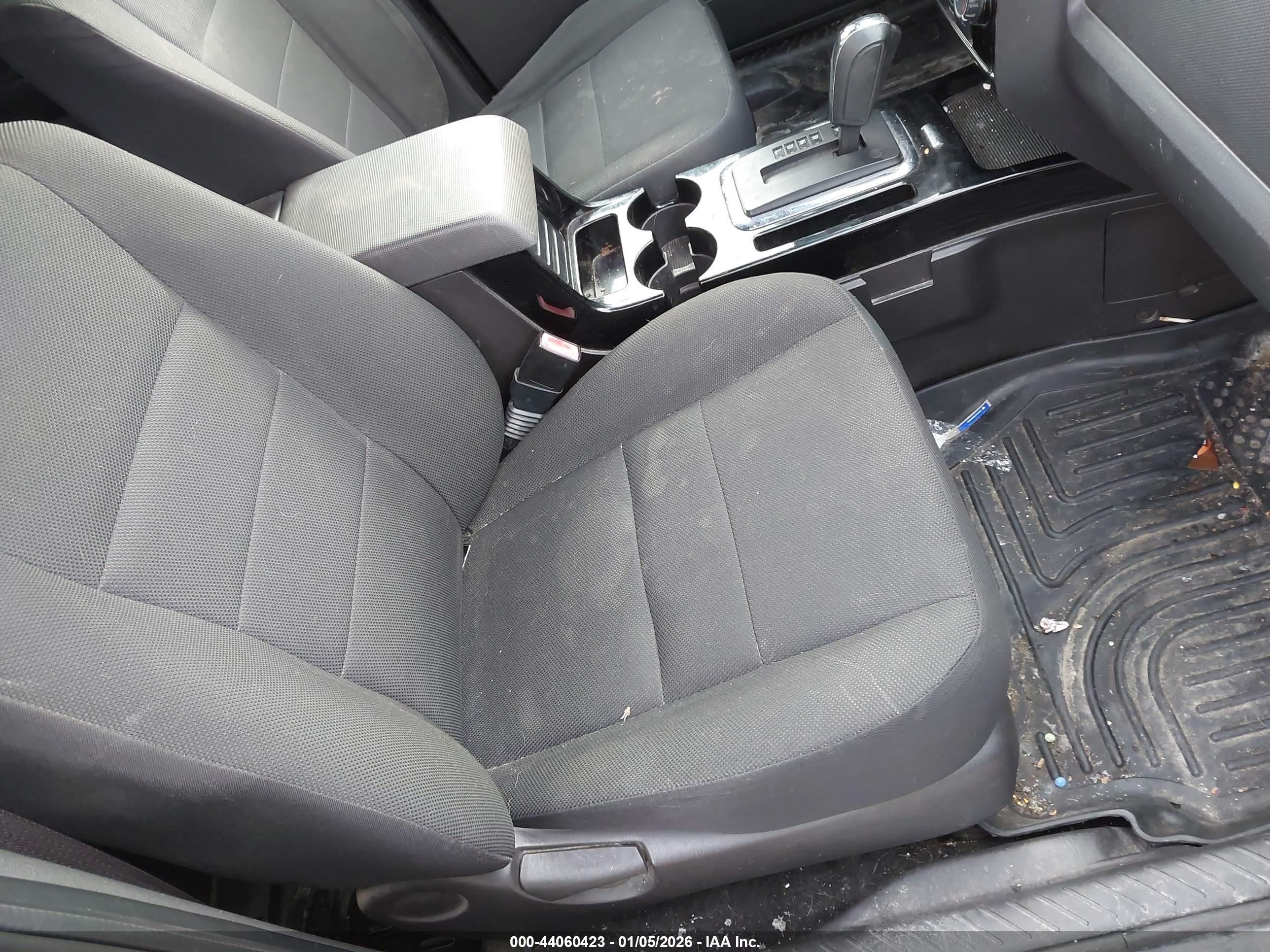 FORD ESCAPE image 5