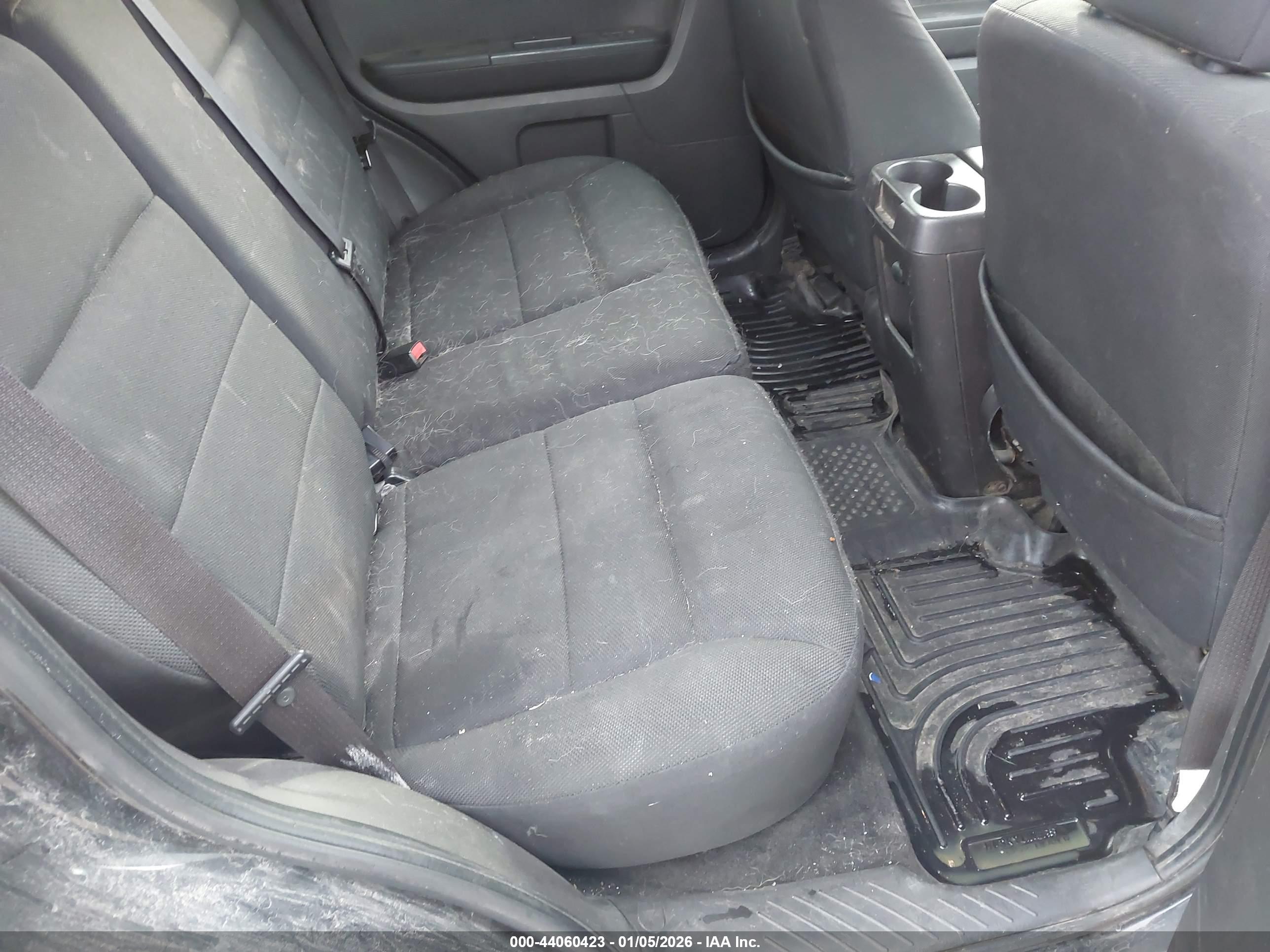 FORD ESCAPE image 8