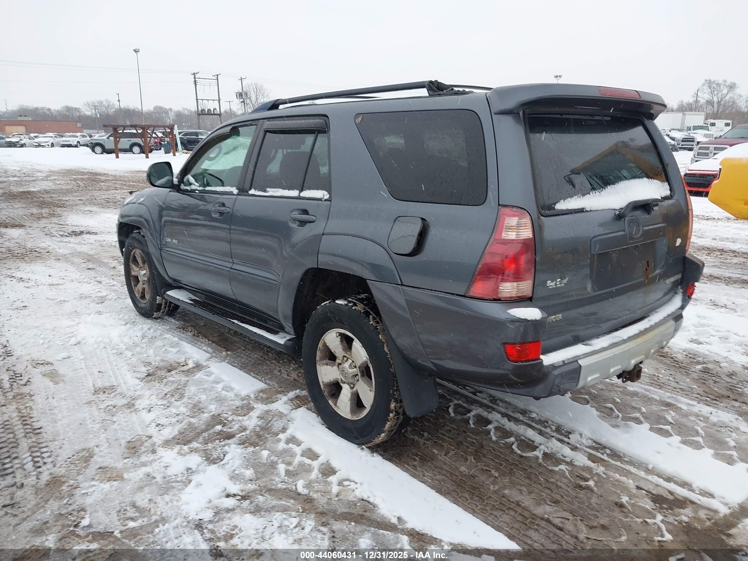 TOYOTA 4RUNNER image 3