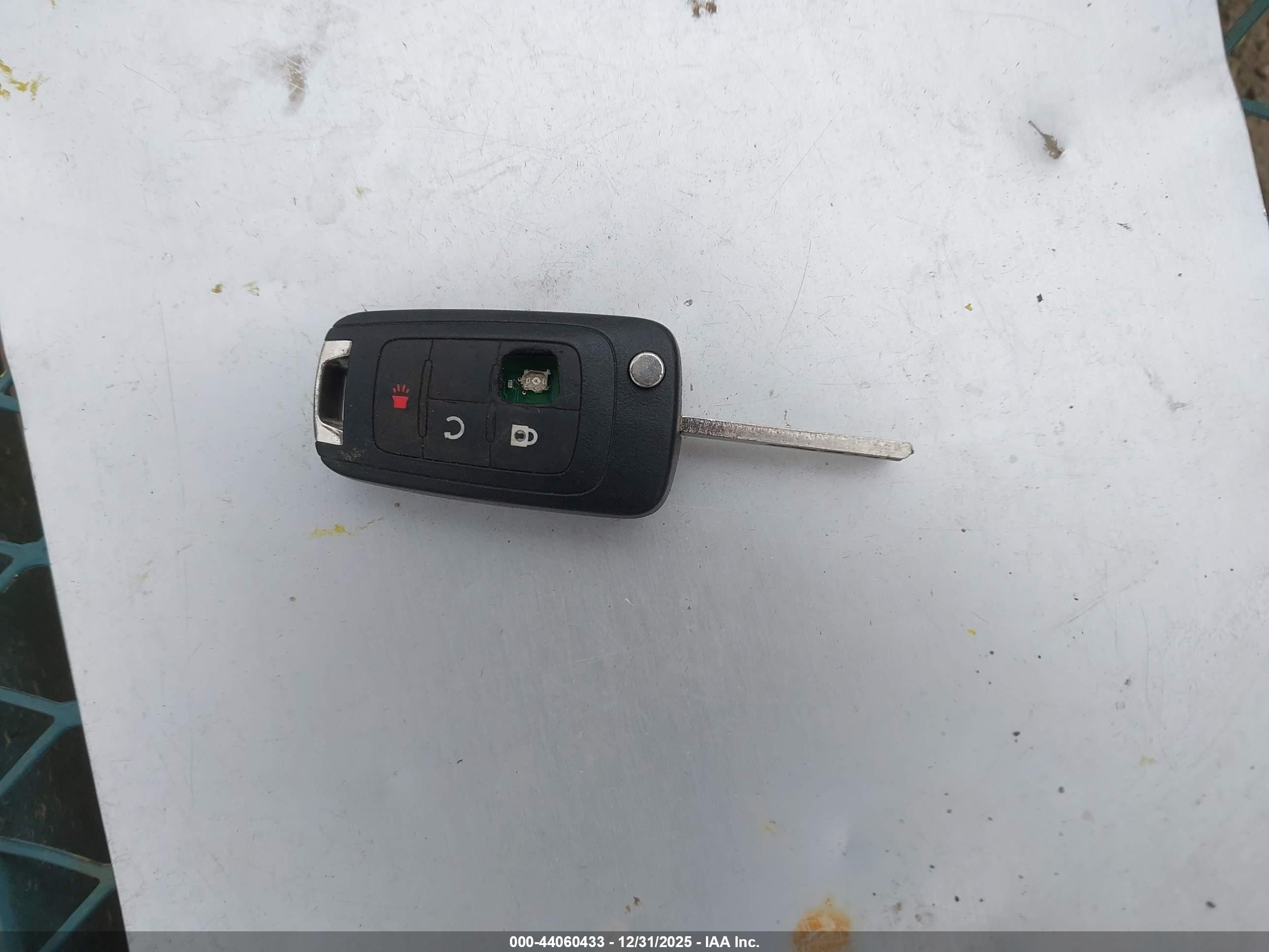 CHEVROLET EQUINOX image 11