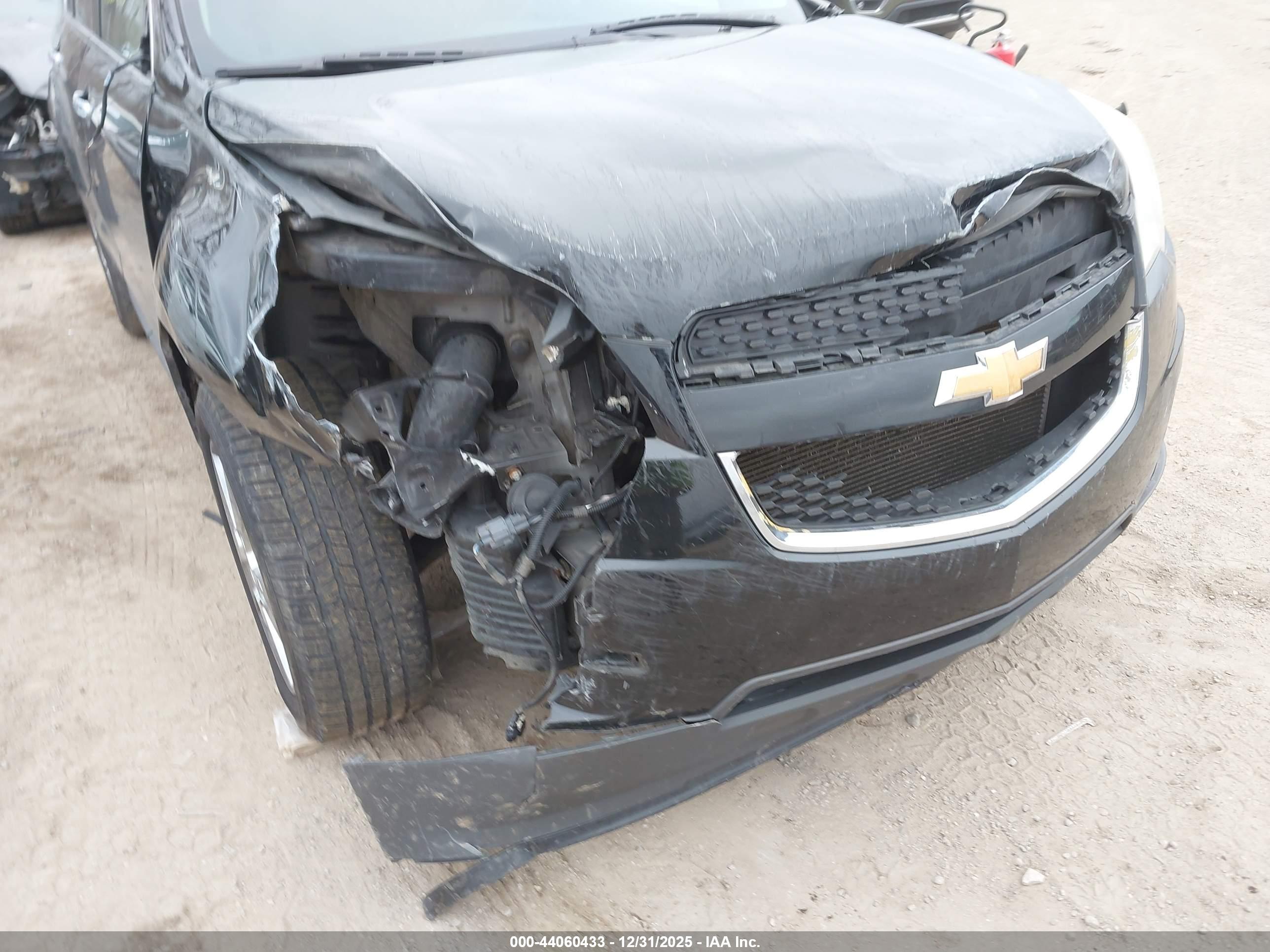 CHEVROLET EQUINOX image 6