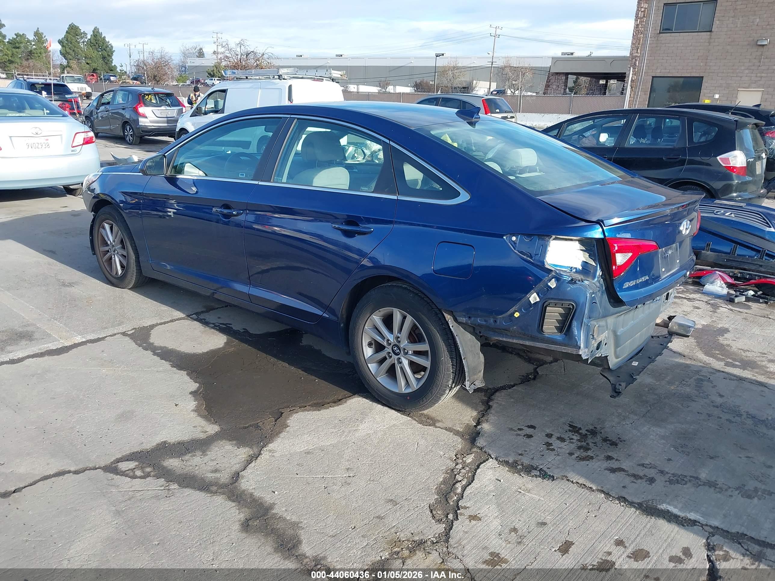 HYUNDAI SONATA image 3