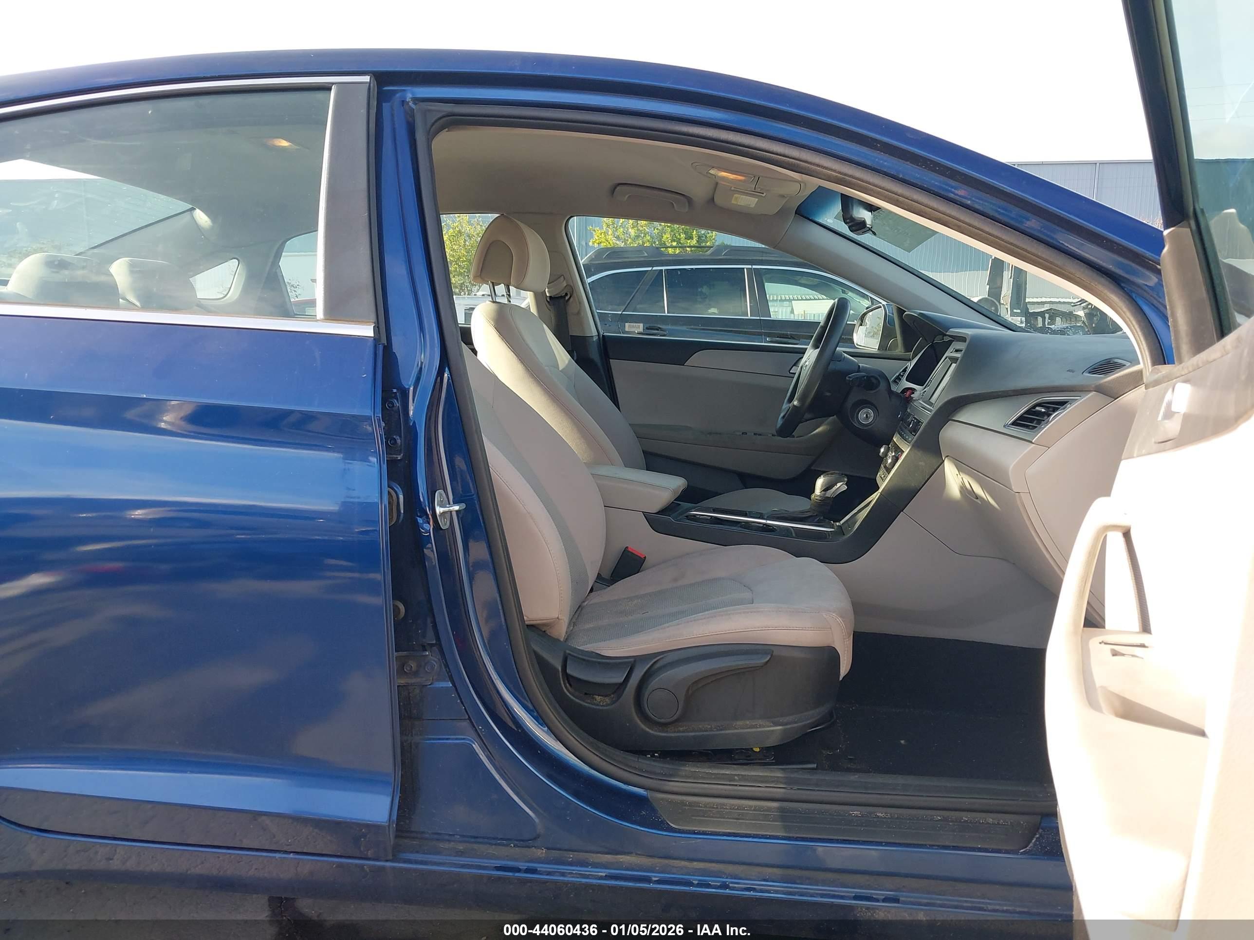 HYUNDAI SONATA image 5