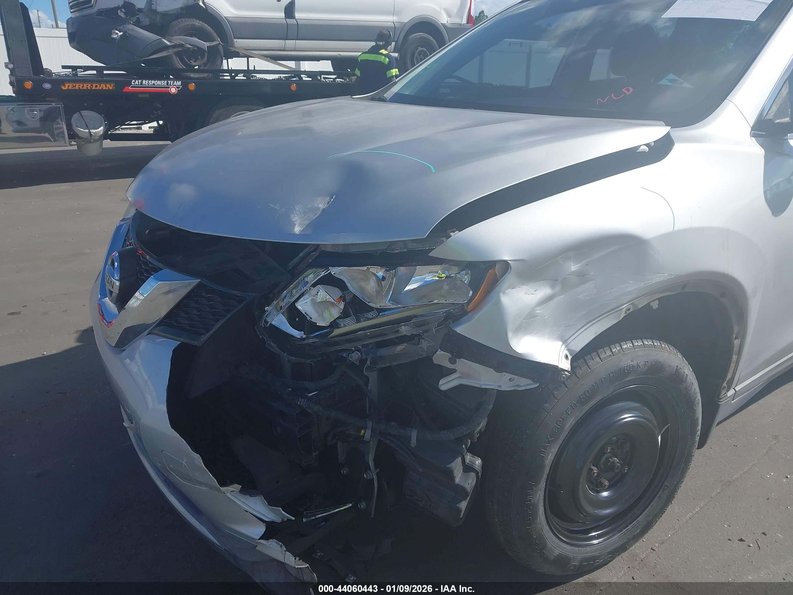 NISSAN ROGUE image 6