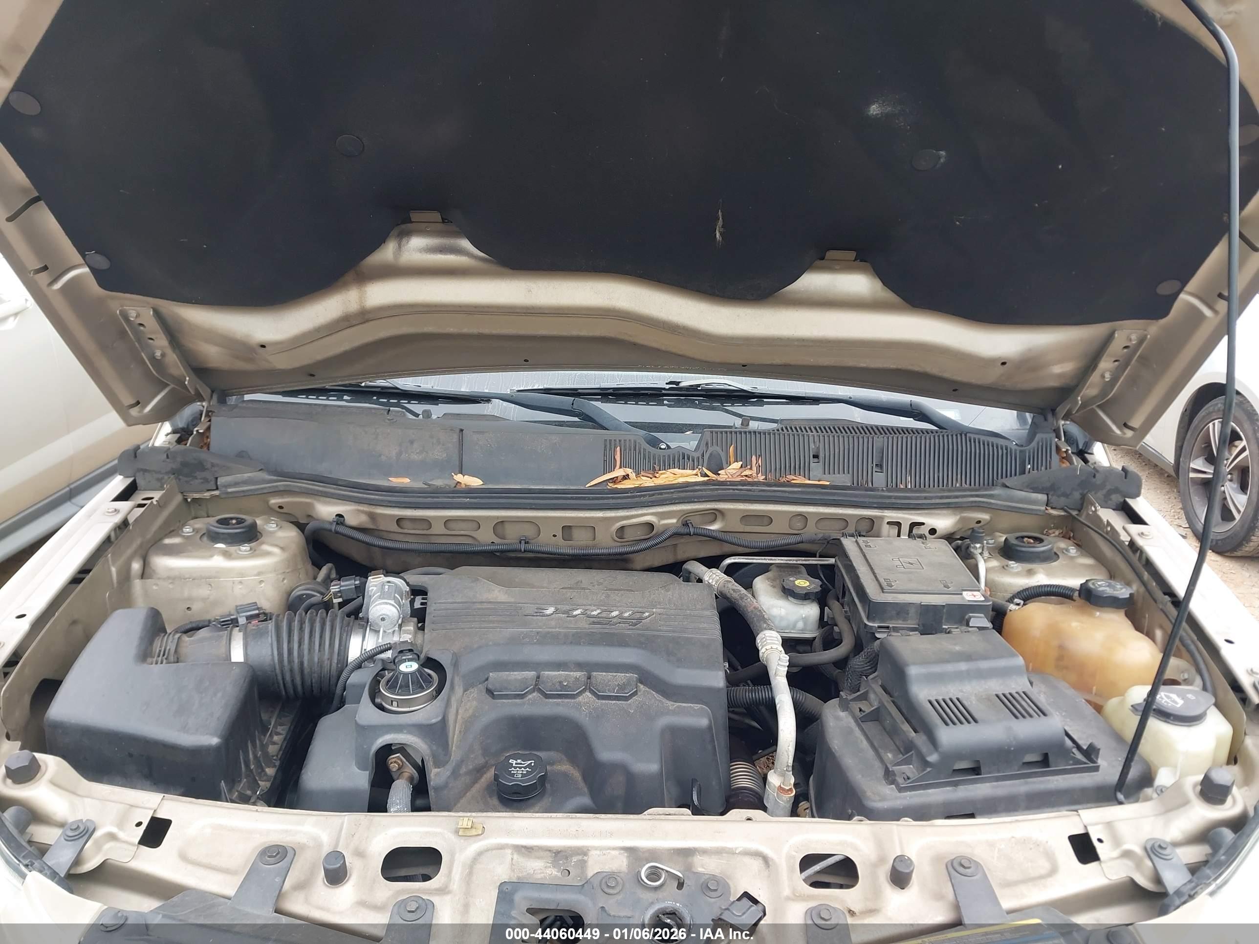 CHEVROLET EQUINOX image 10