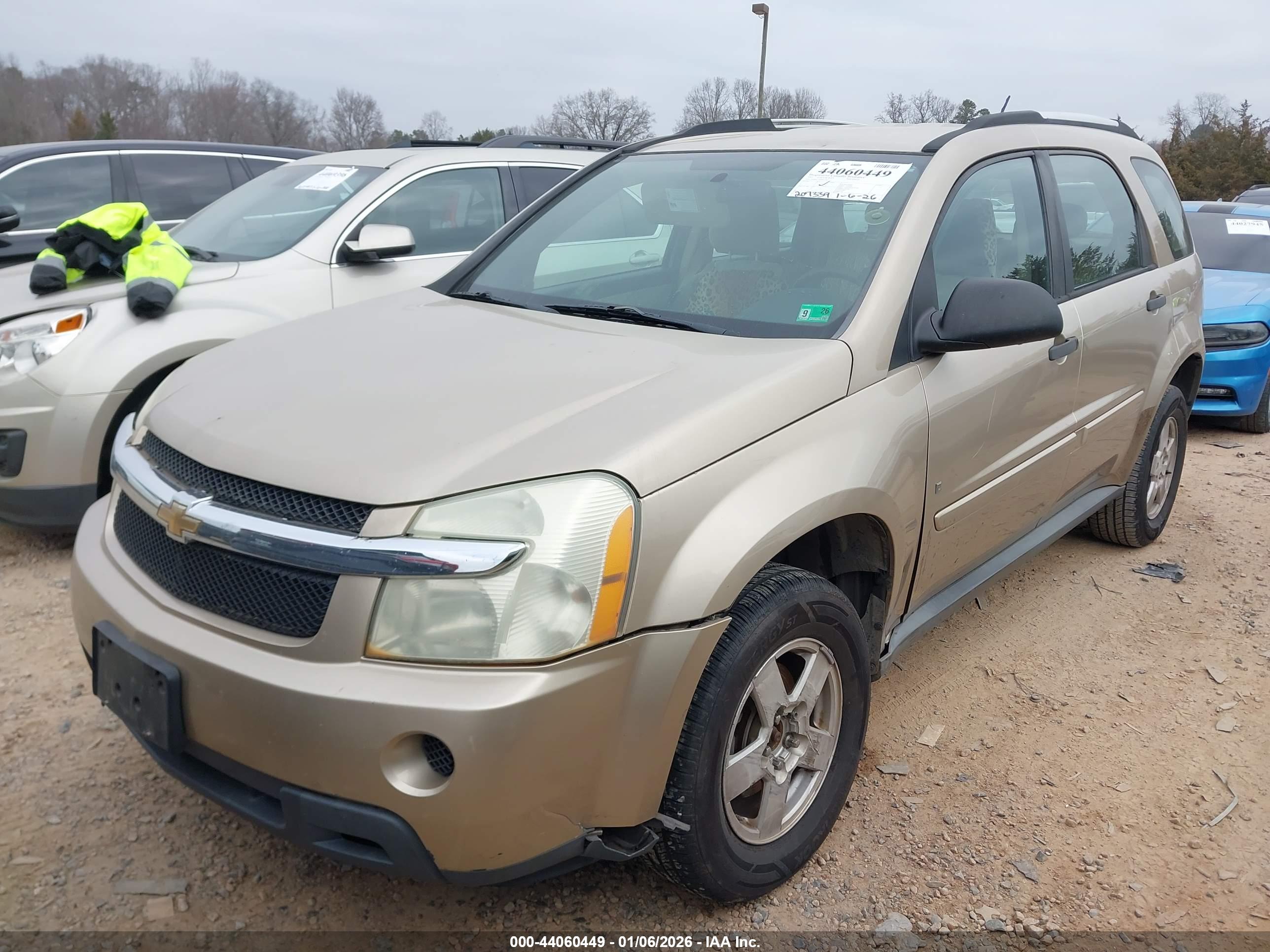 CHEVROLET EQUINOX image 2