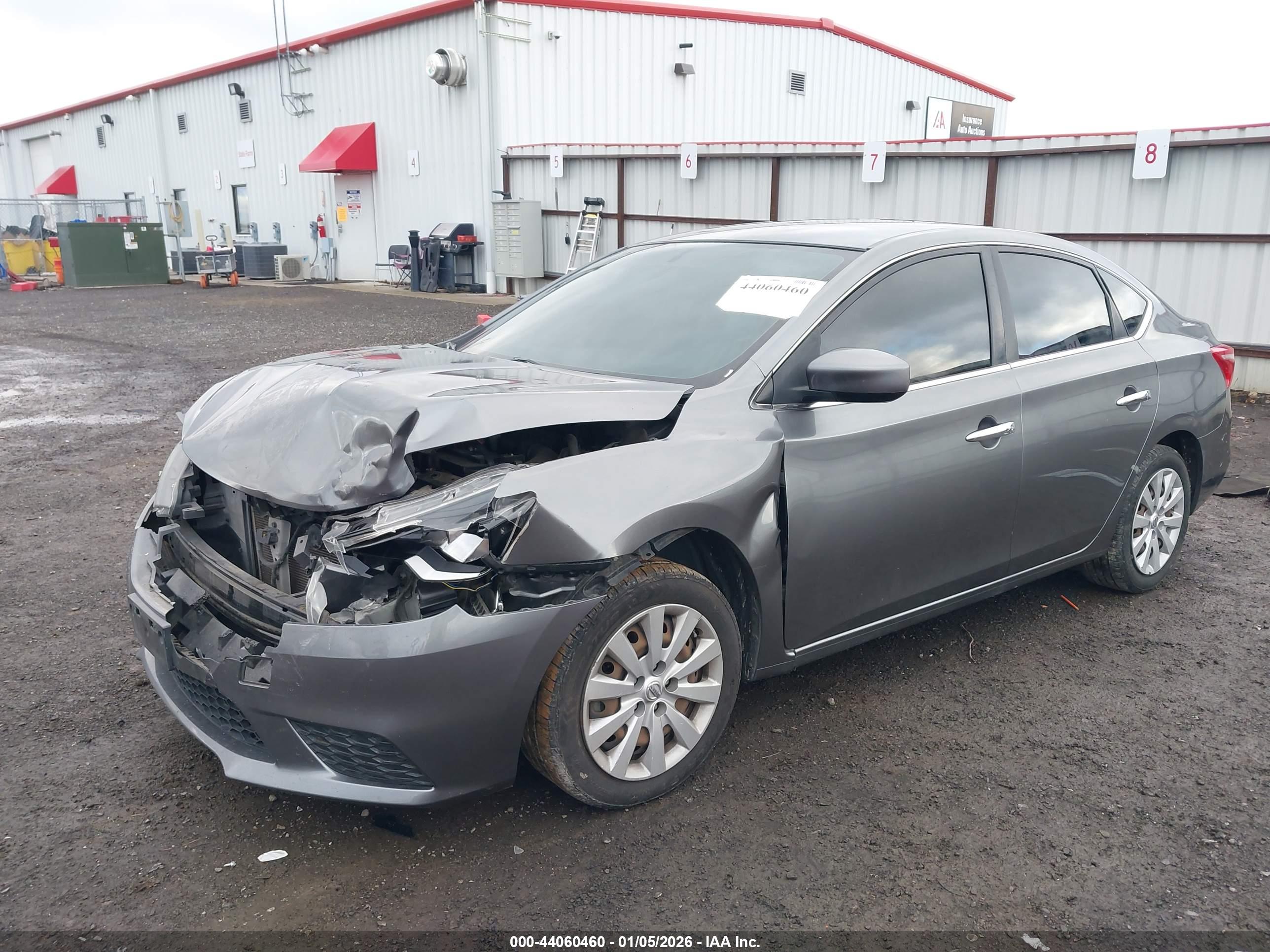 NISSAN SENTRA image 2