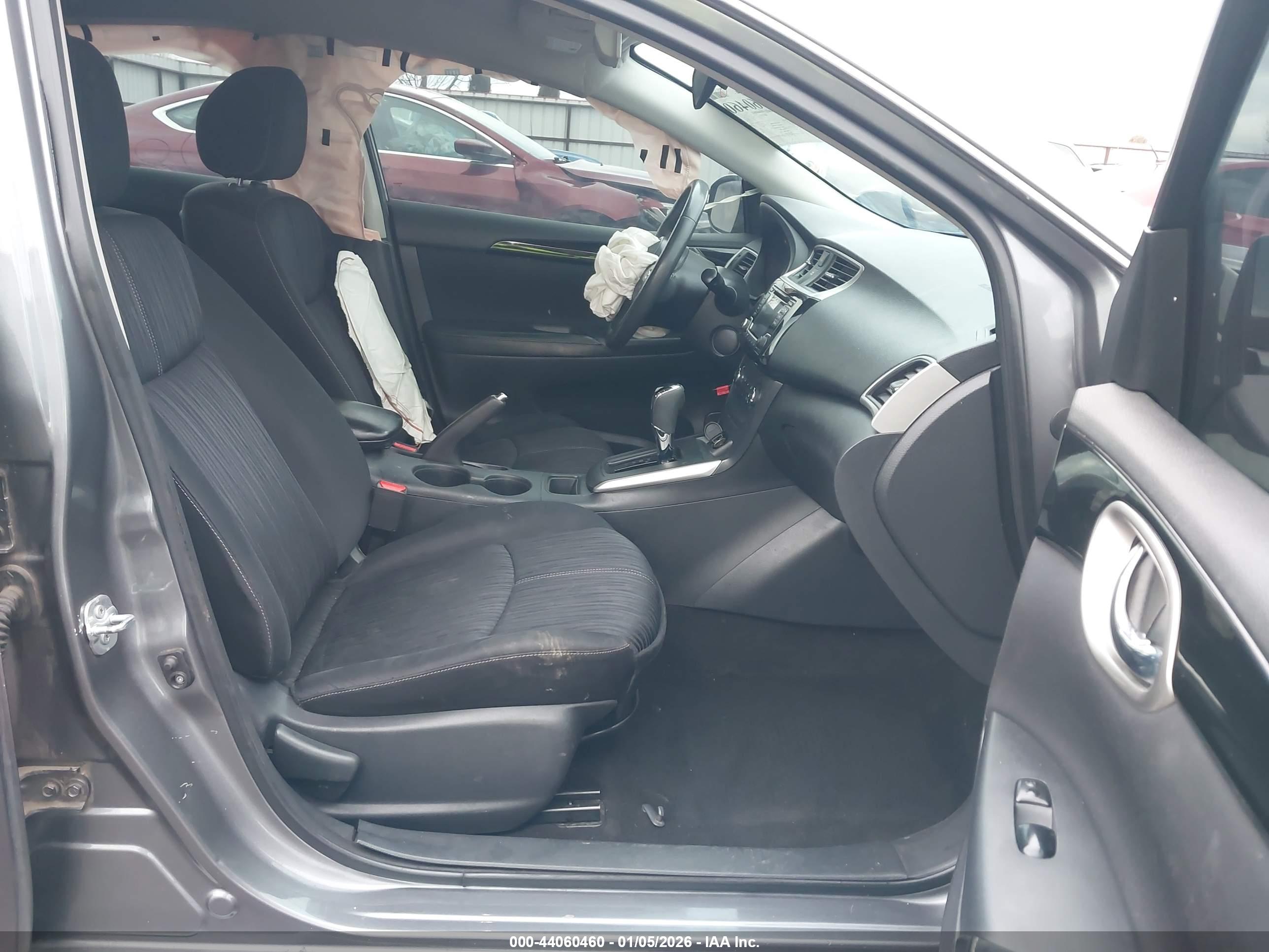 NISSAN SENTRA image 5