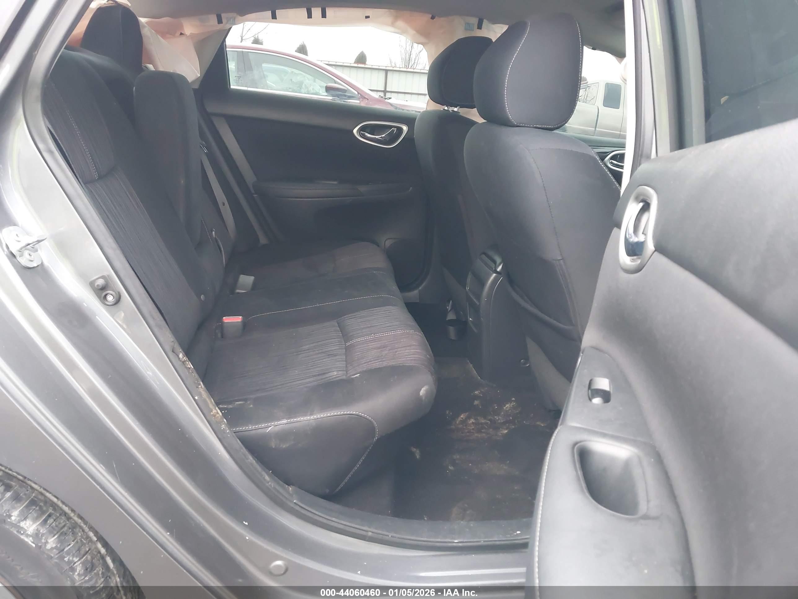 NISSAN SENTRA image 8