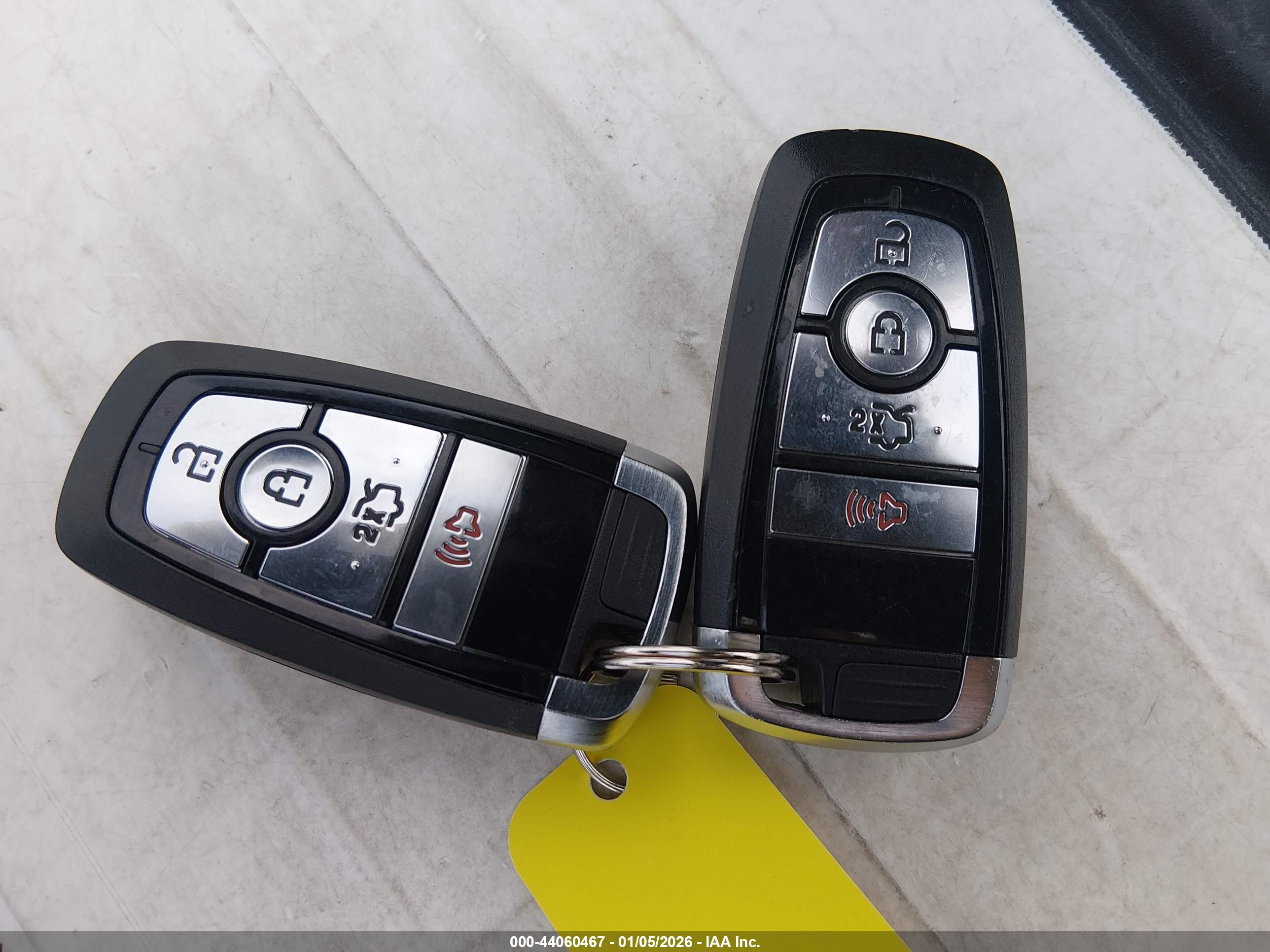 FORD FUSION image 11