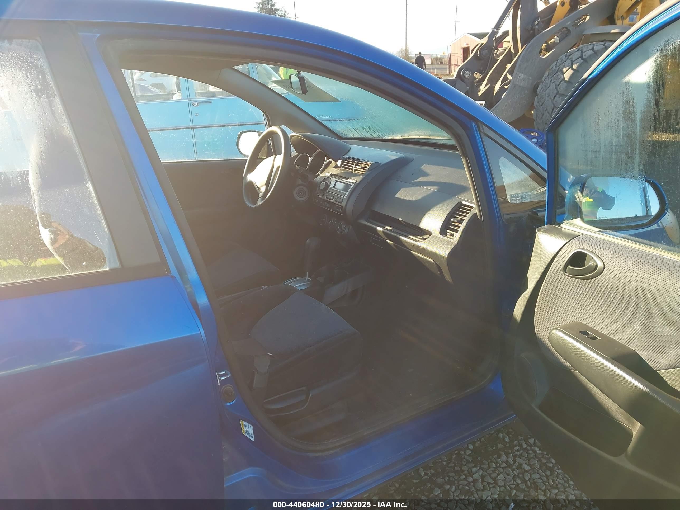 HONDA FIT image 5
