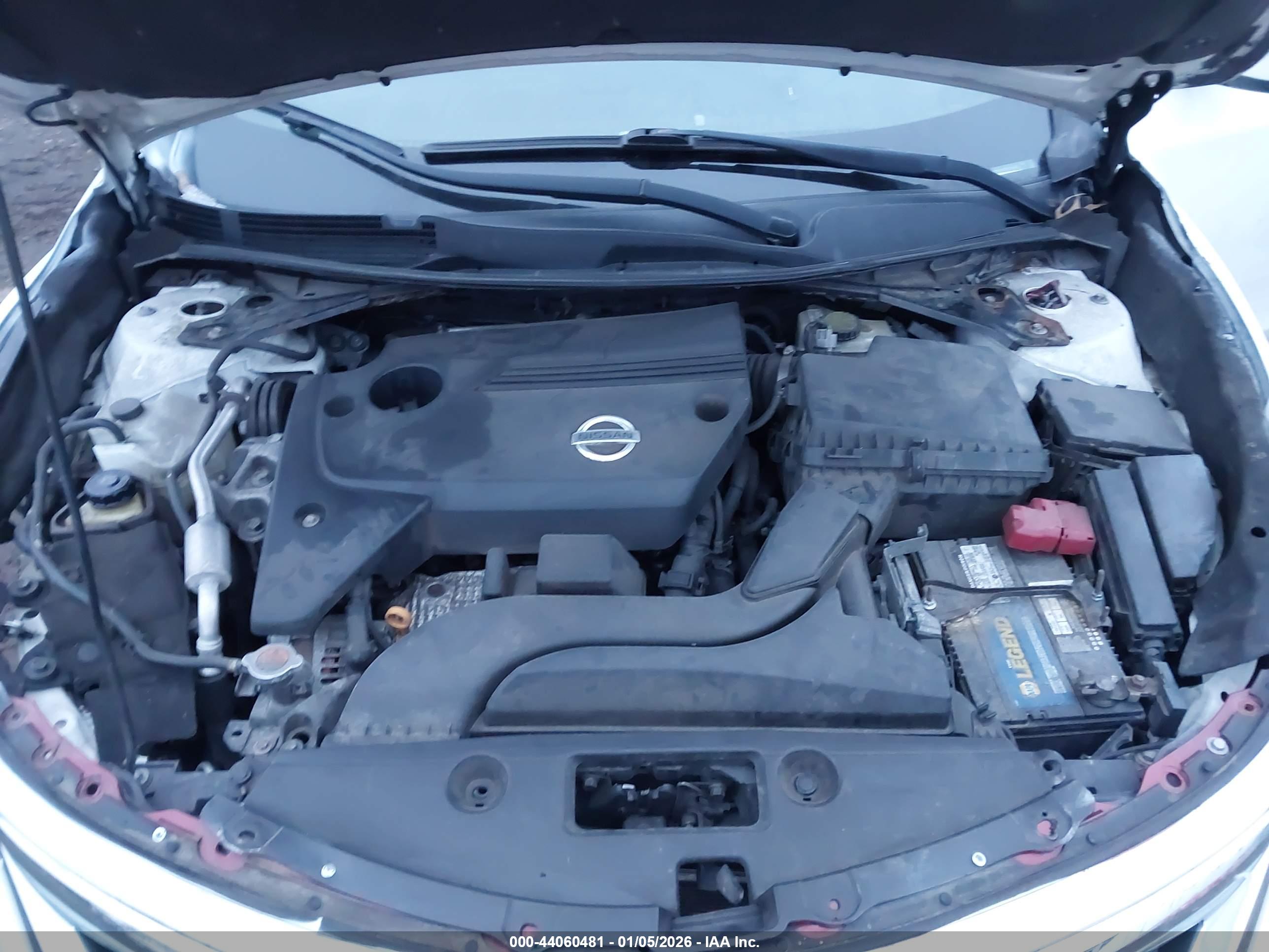 NISSAN ALTIMA image 10