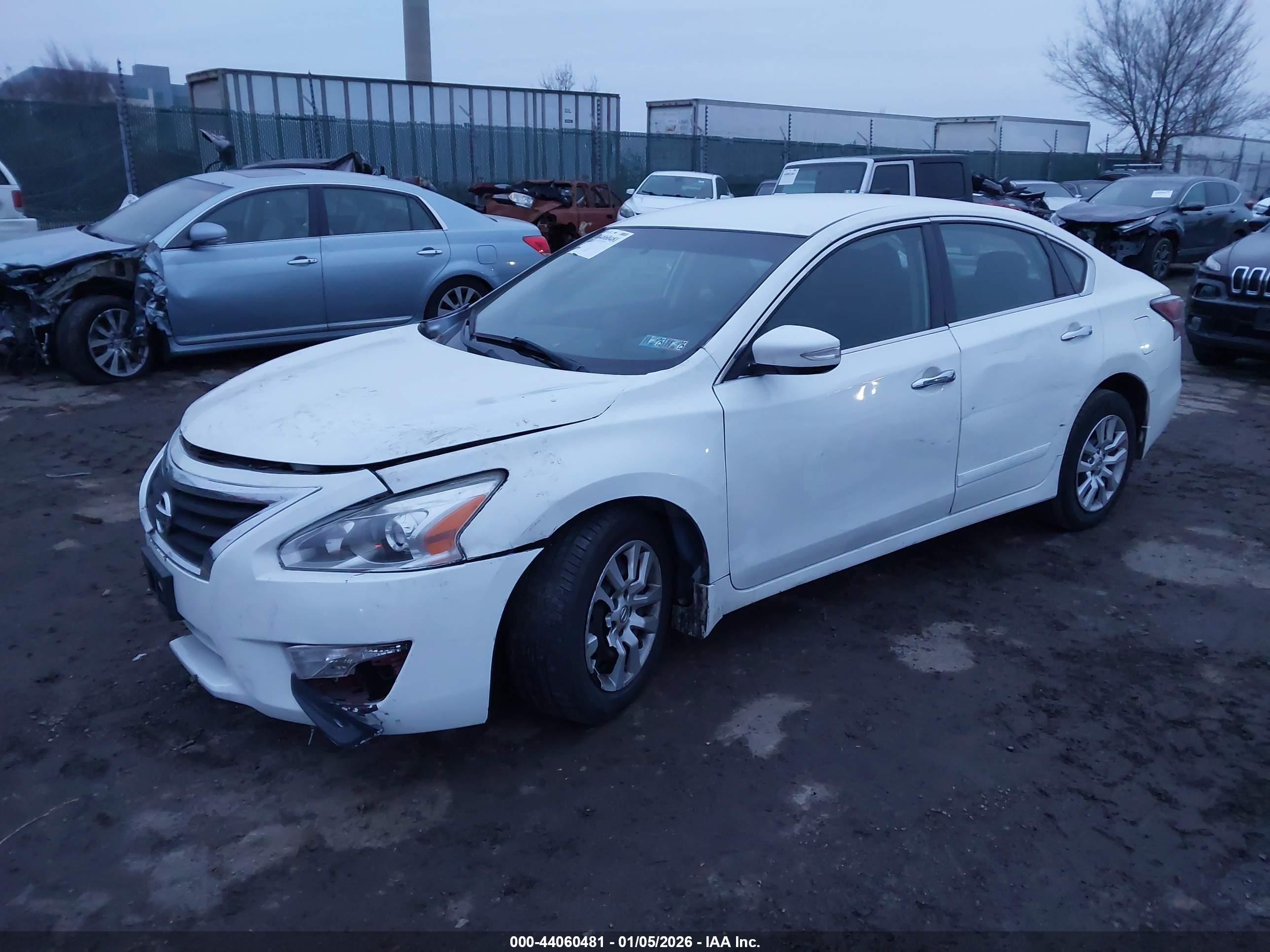 NISSAN ALTIMA image 2
