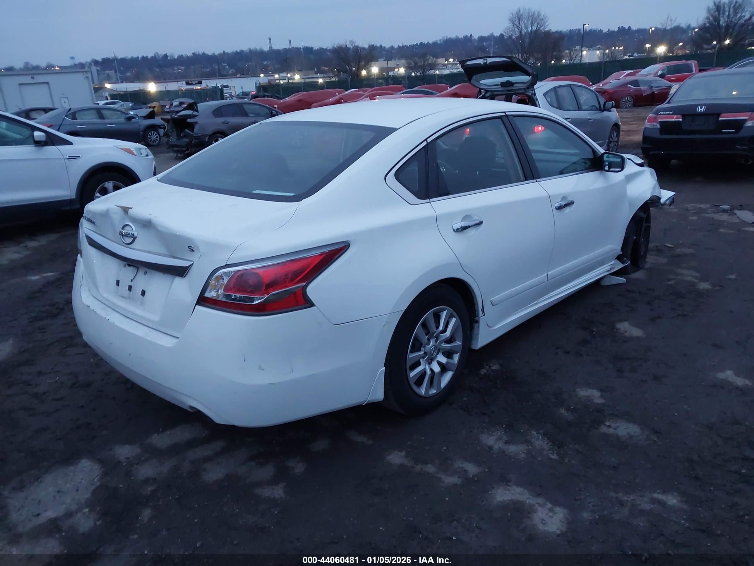 NISSAN ALTIMA image 4