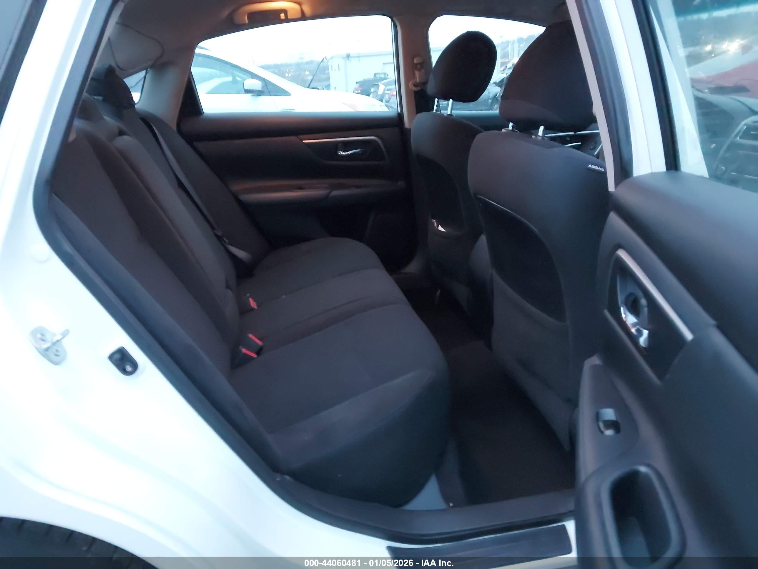 NISSAN ALTIMA image 8