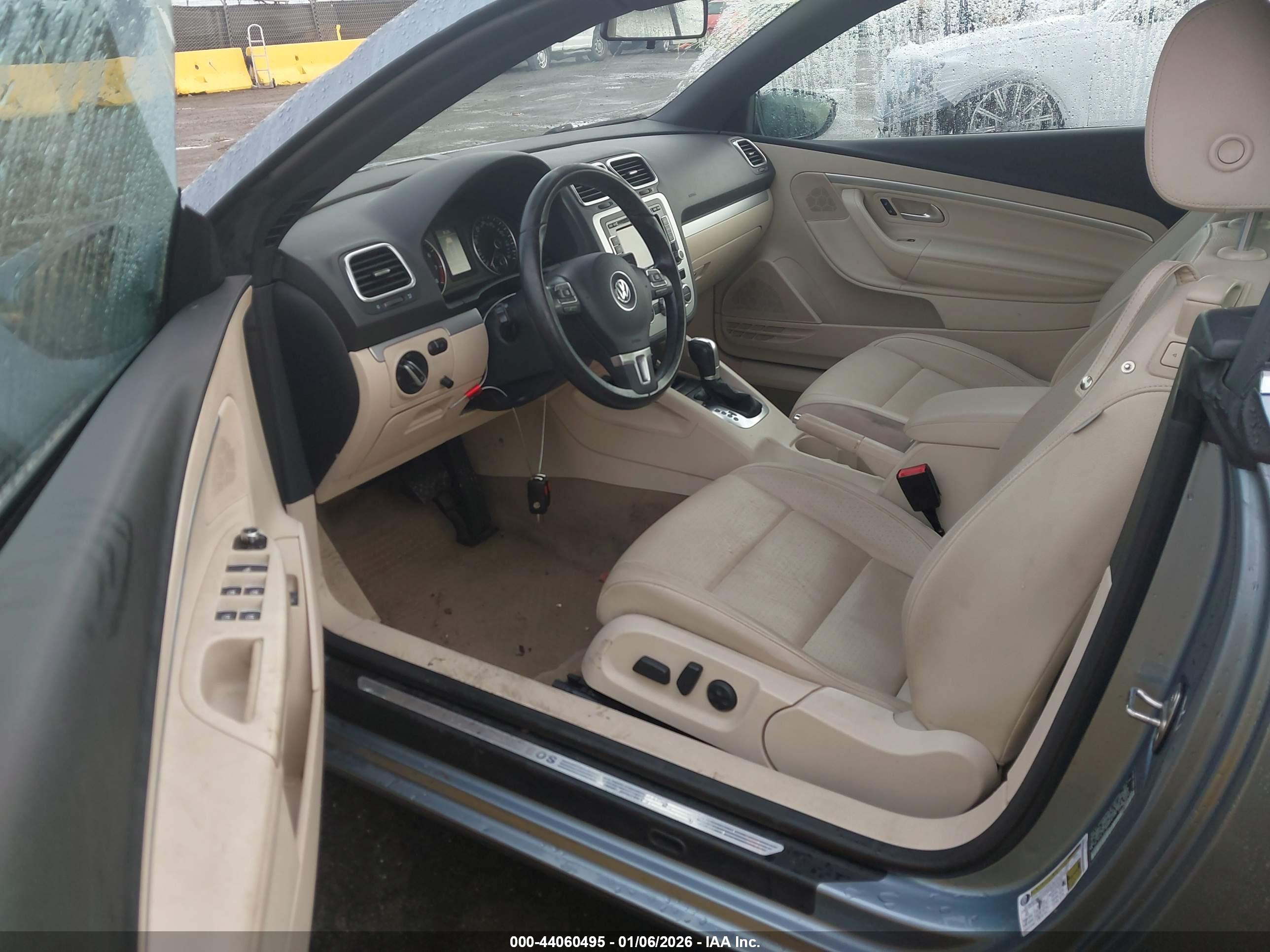 VOLKSWAGEN EOS image 5