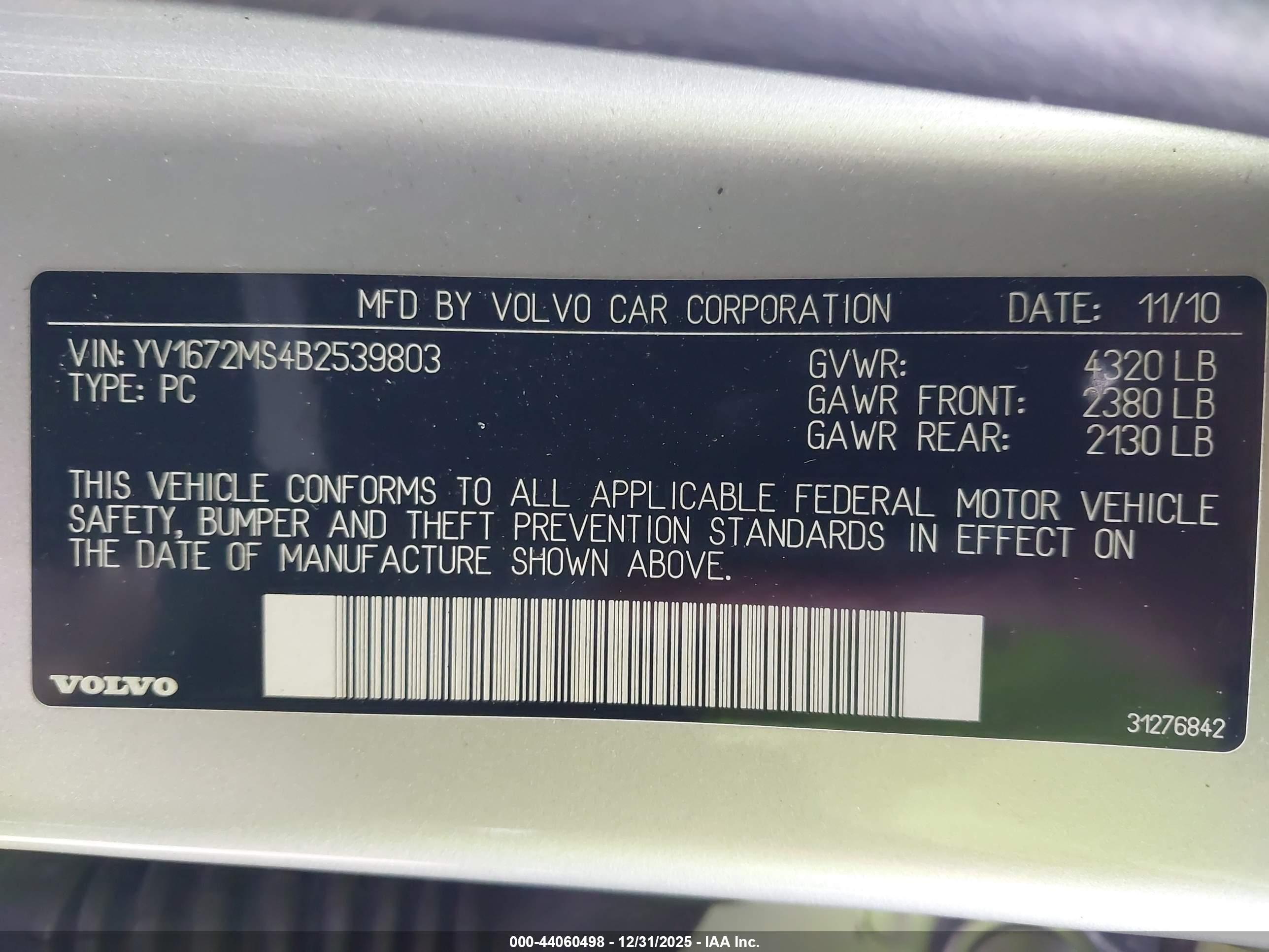 VOLVO S40 image 9