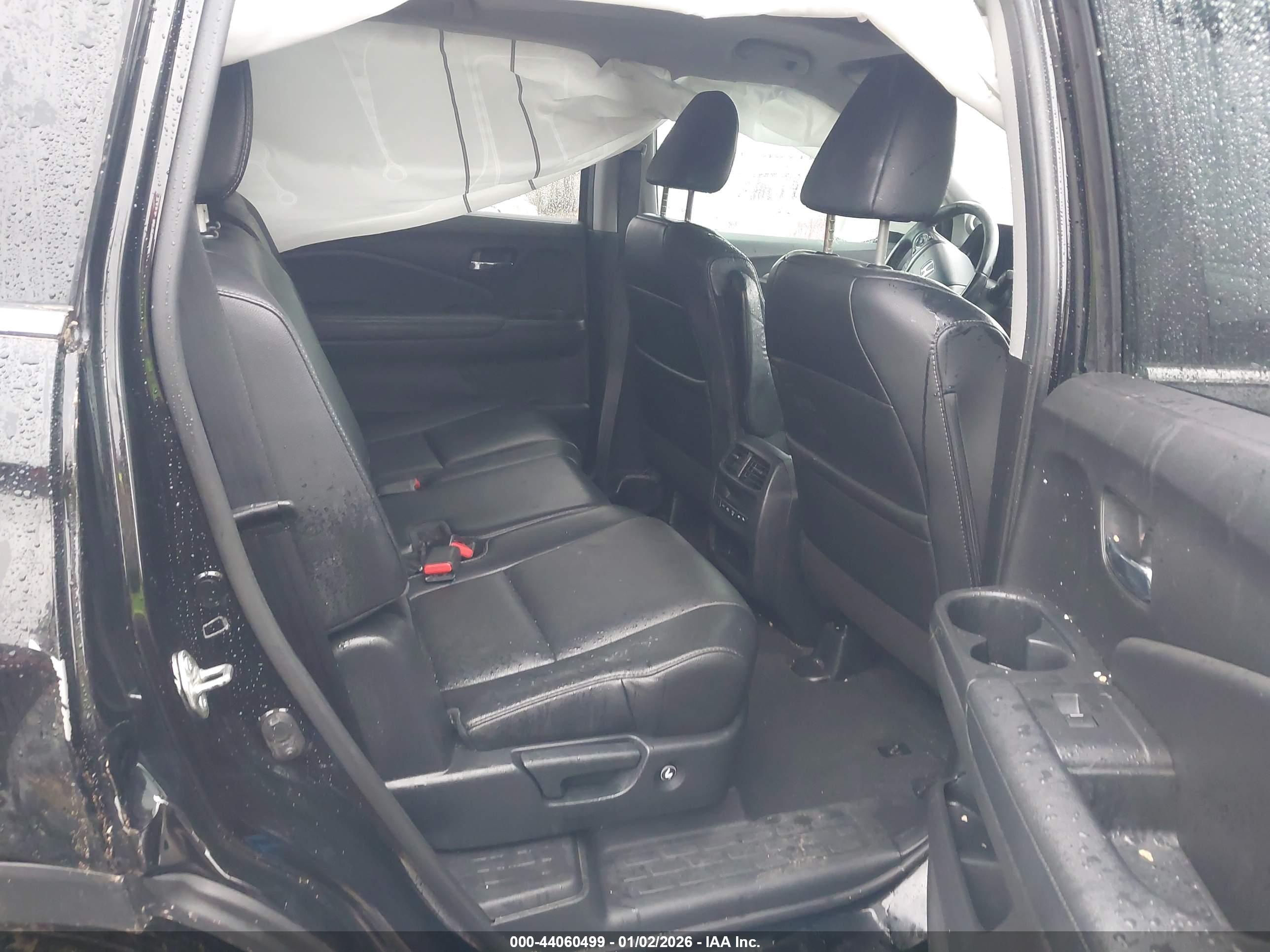 HONDA PILOT image 8