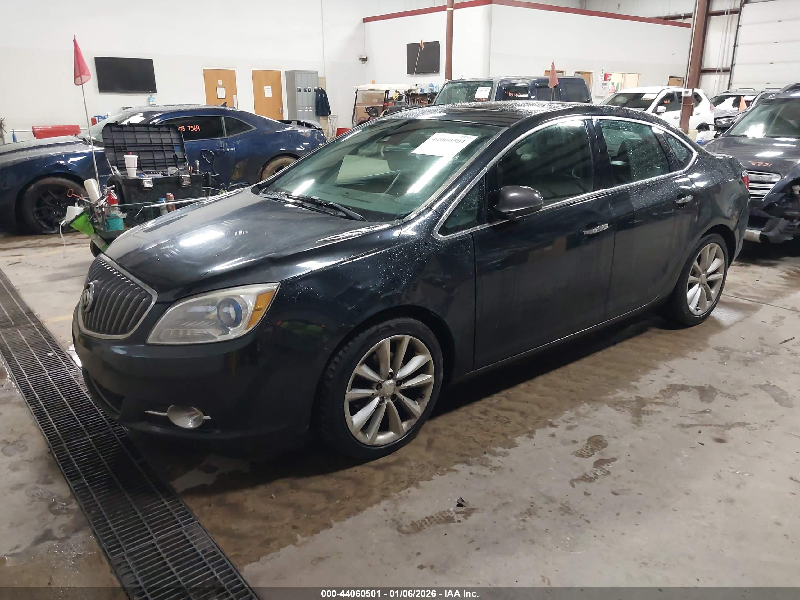 BUICK VERANO image 2