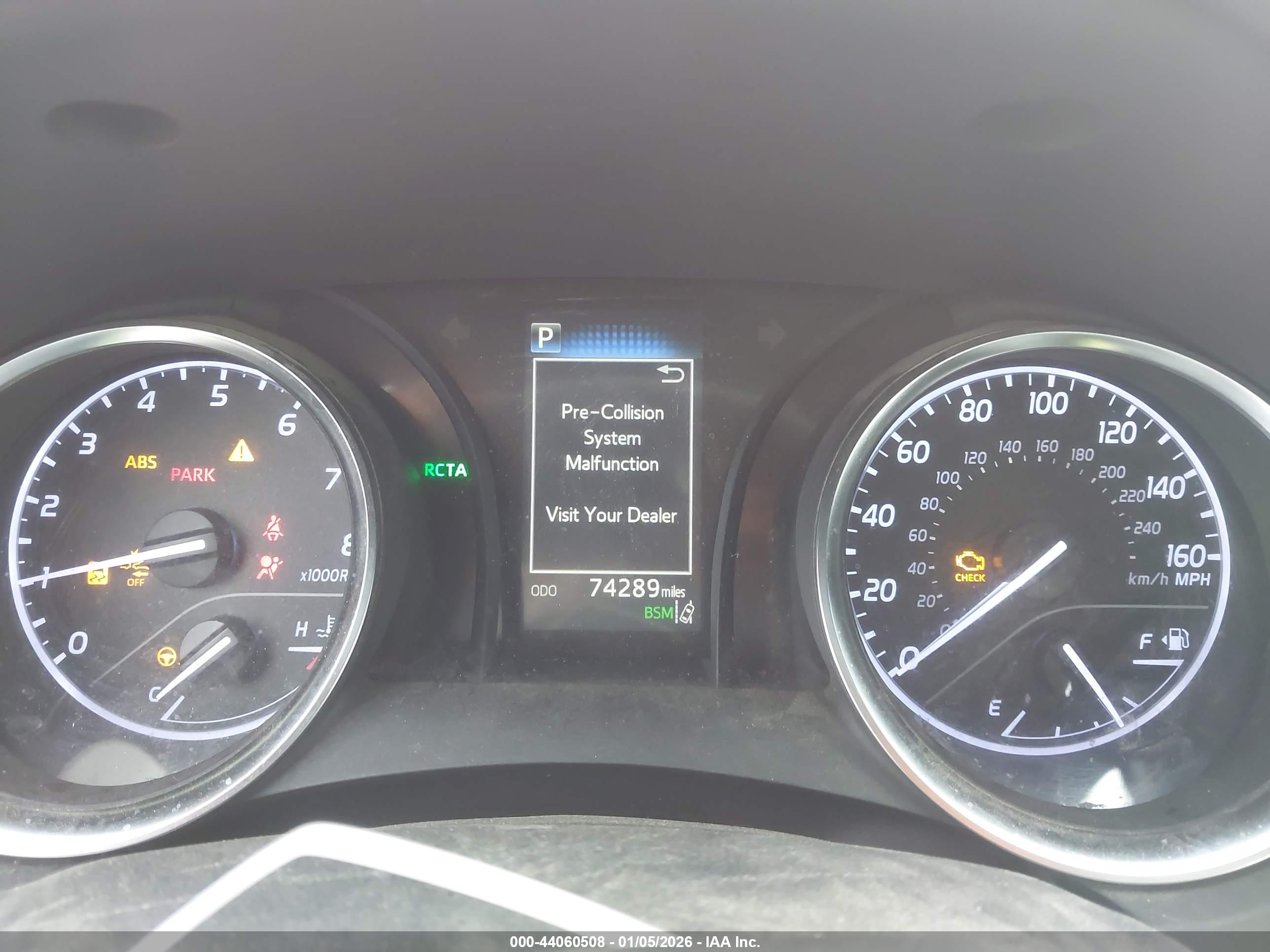 TOYOTA CAMRY image 7