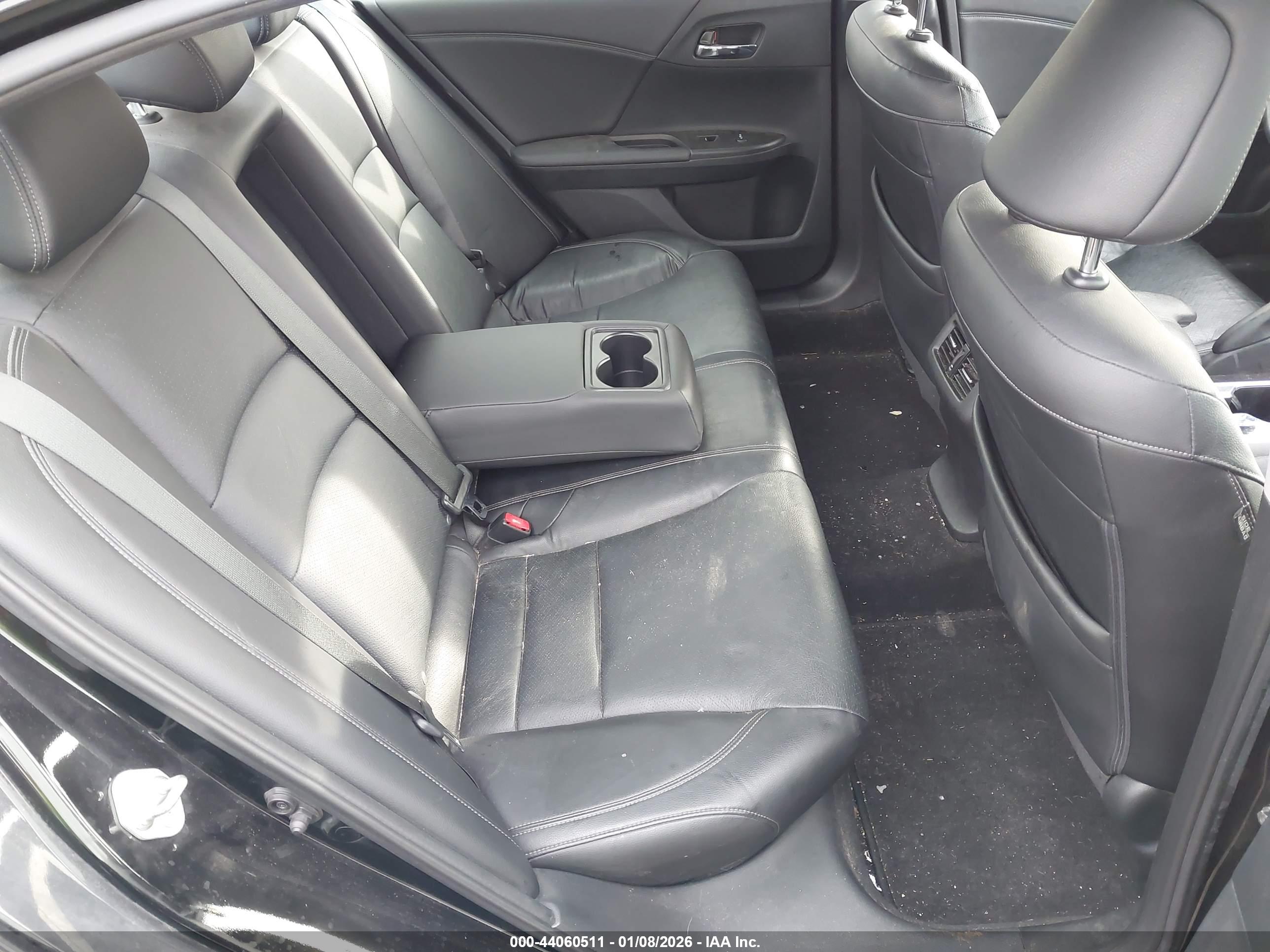 HONDA ACCORD image 8