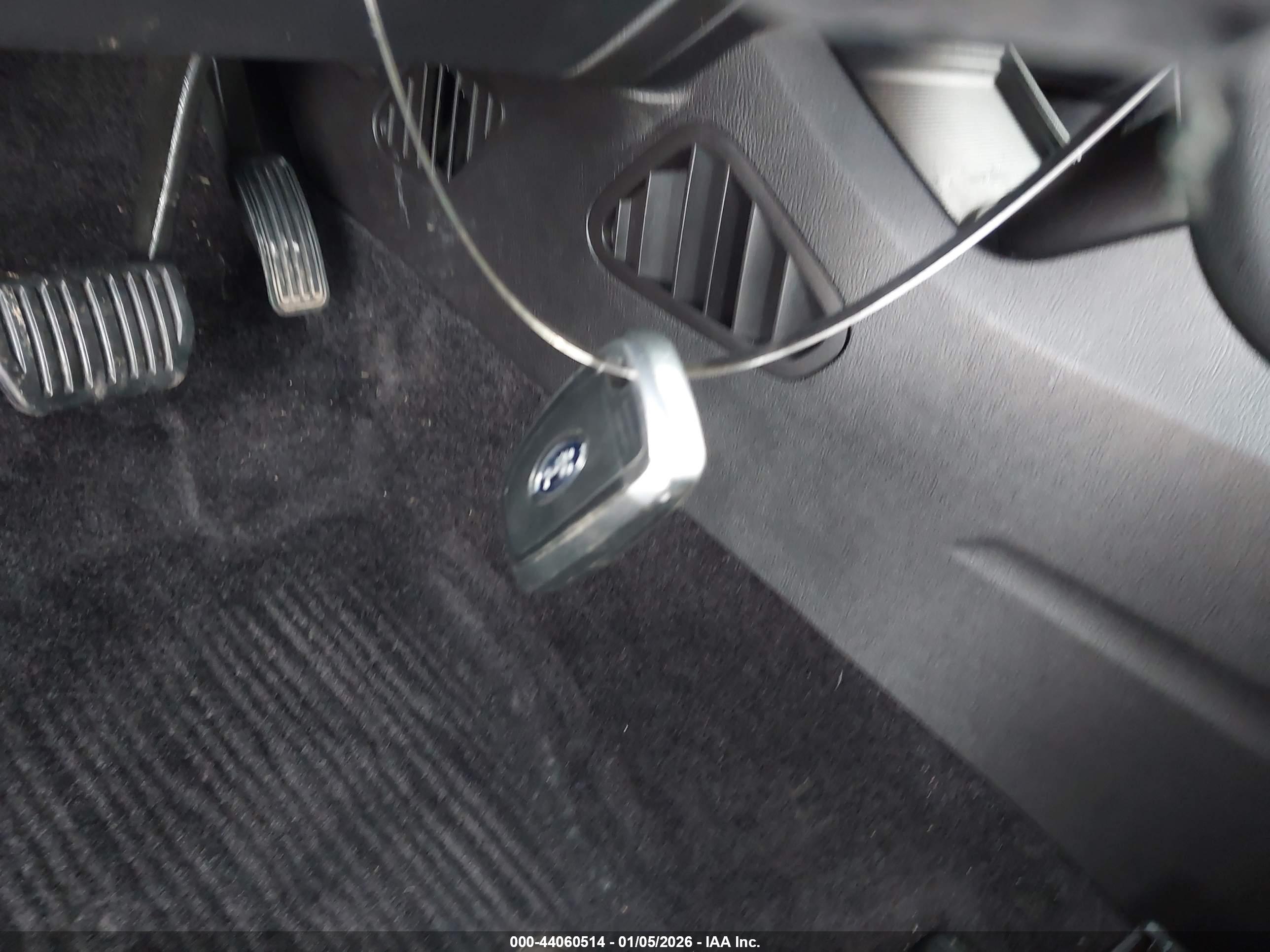FORD EDGE image 11