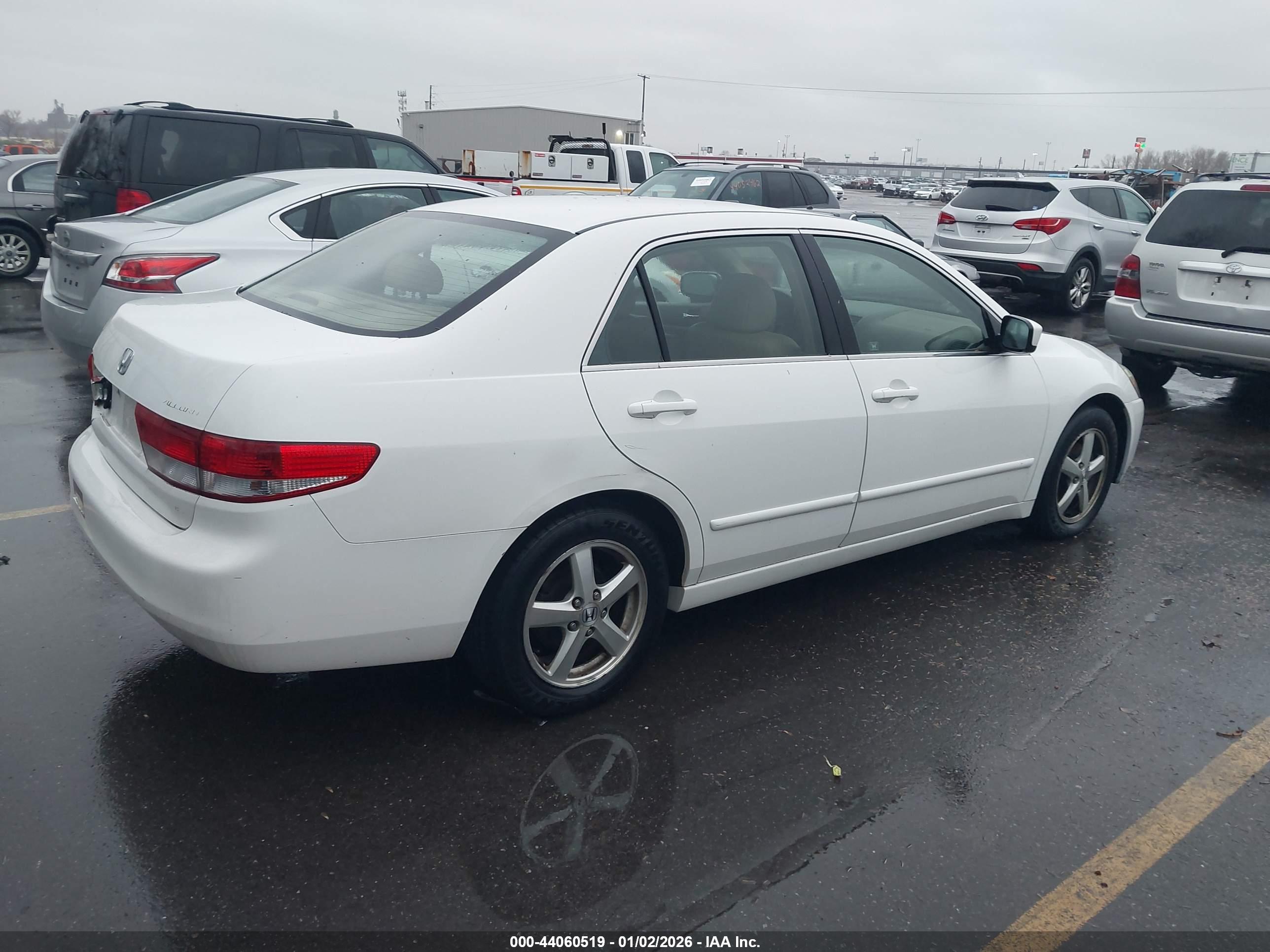 HONDA ACCORD image 4
