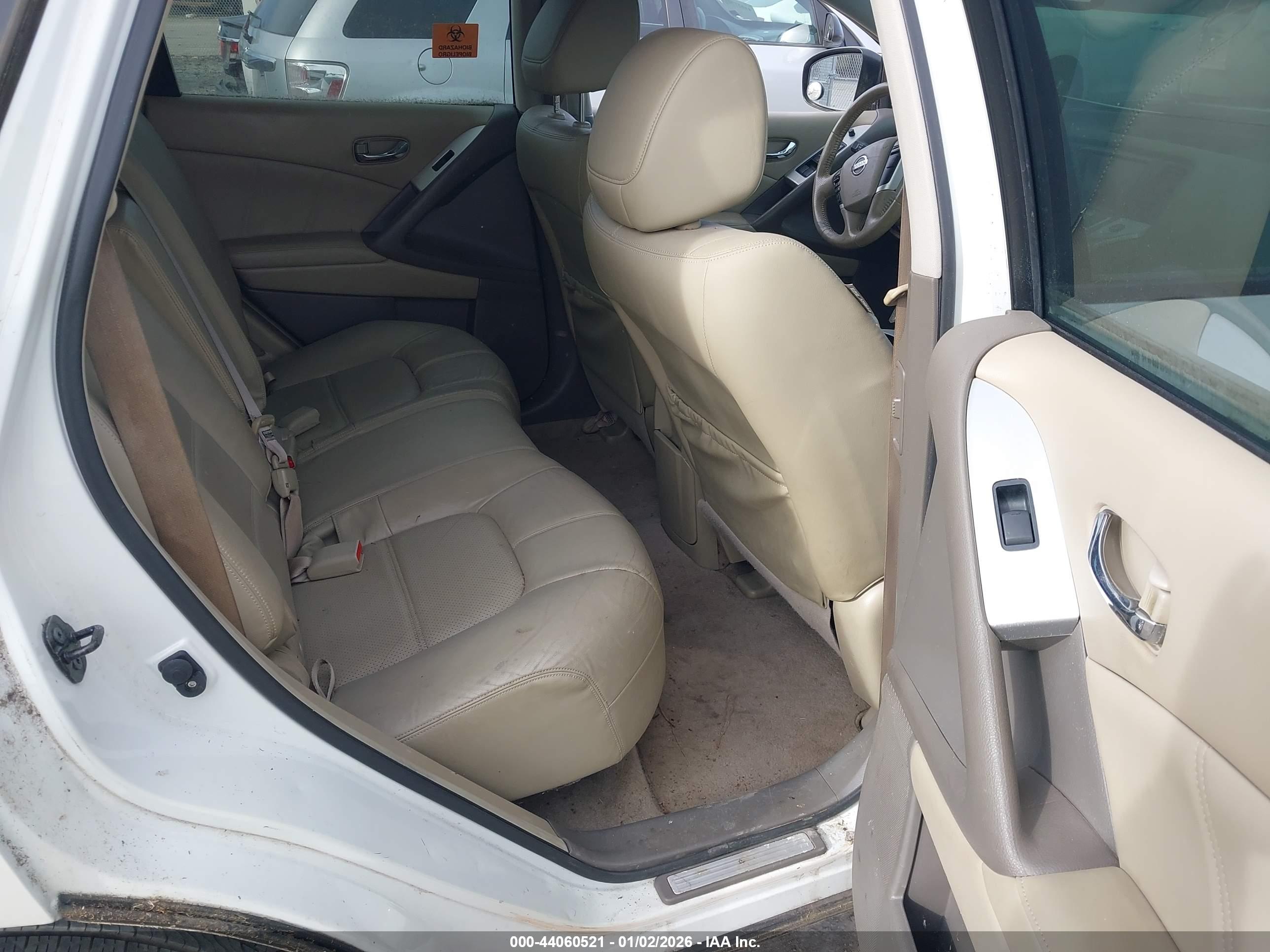 NISSAN MURANO image 8