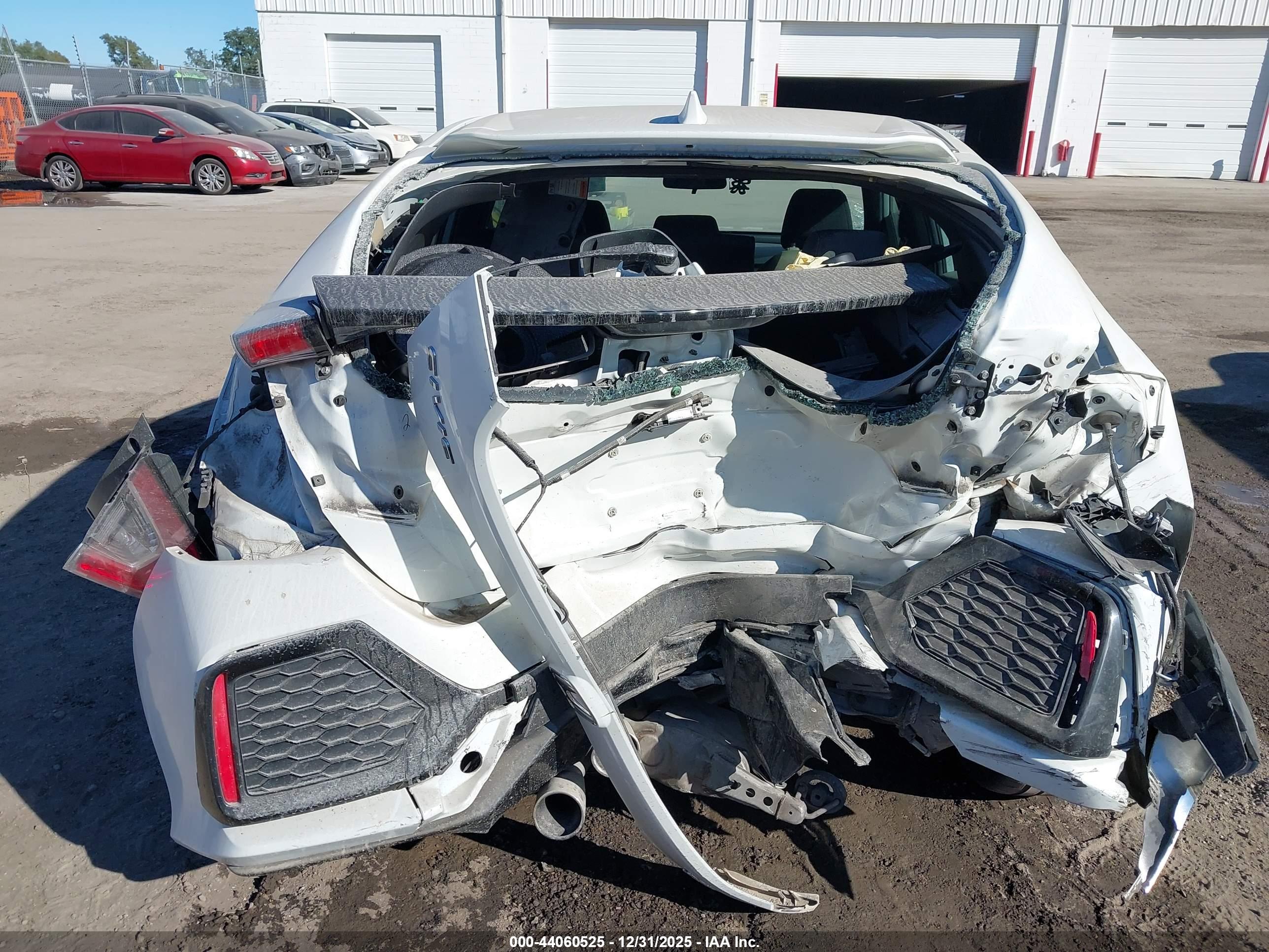 HONDA CIVIC image 6