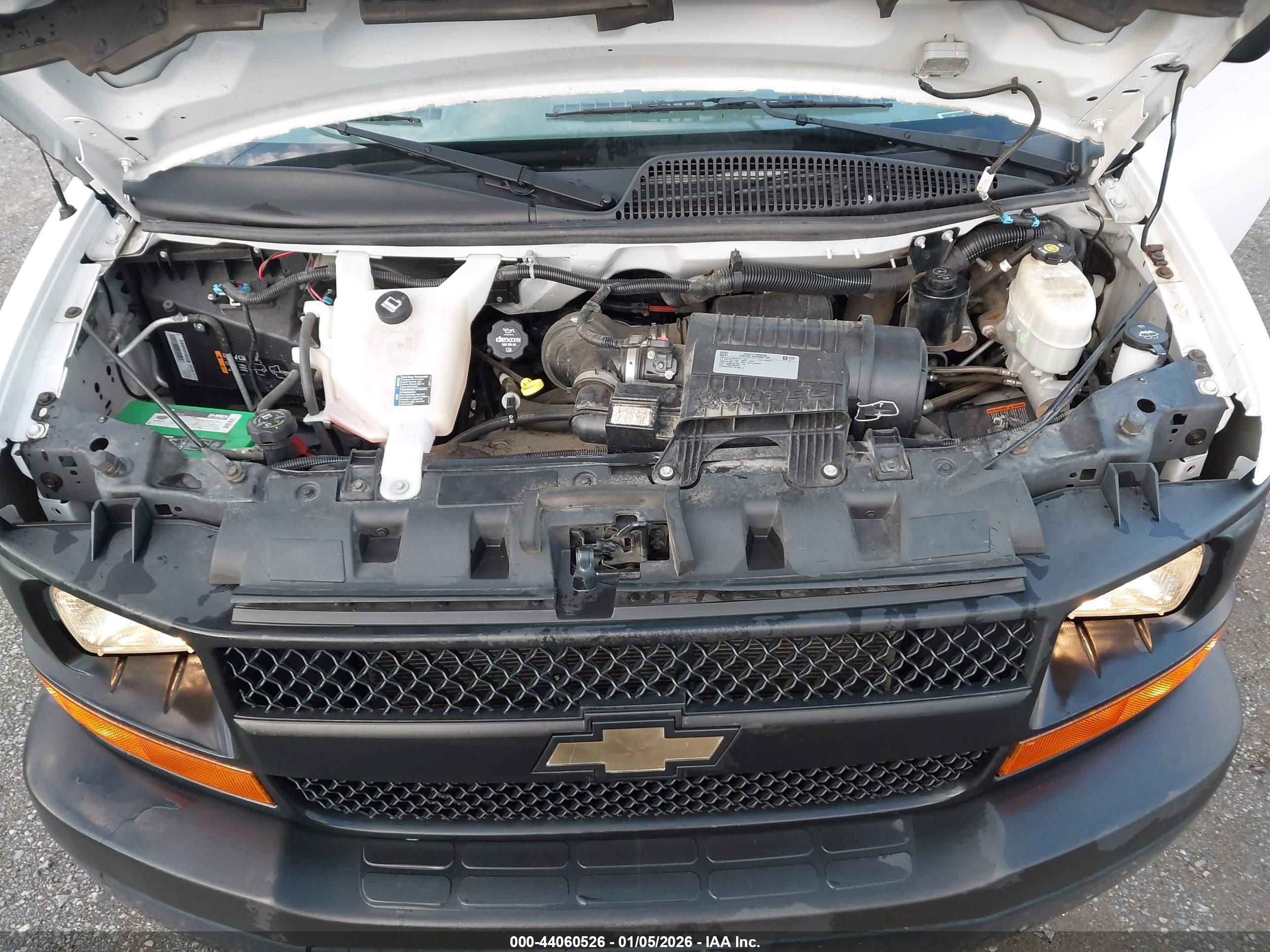 CHEVROLET EXPRESS image 10