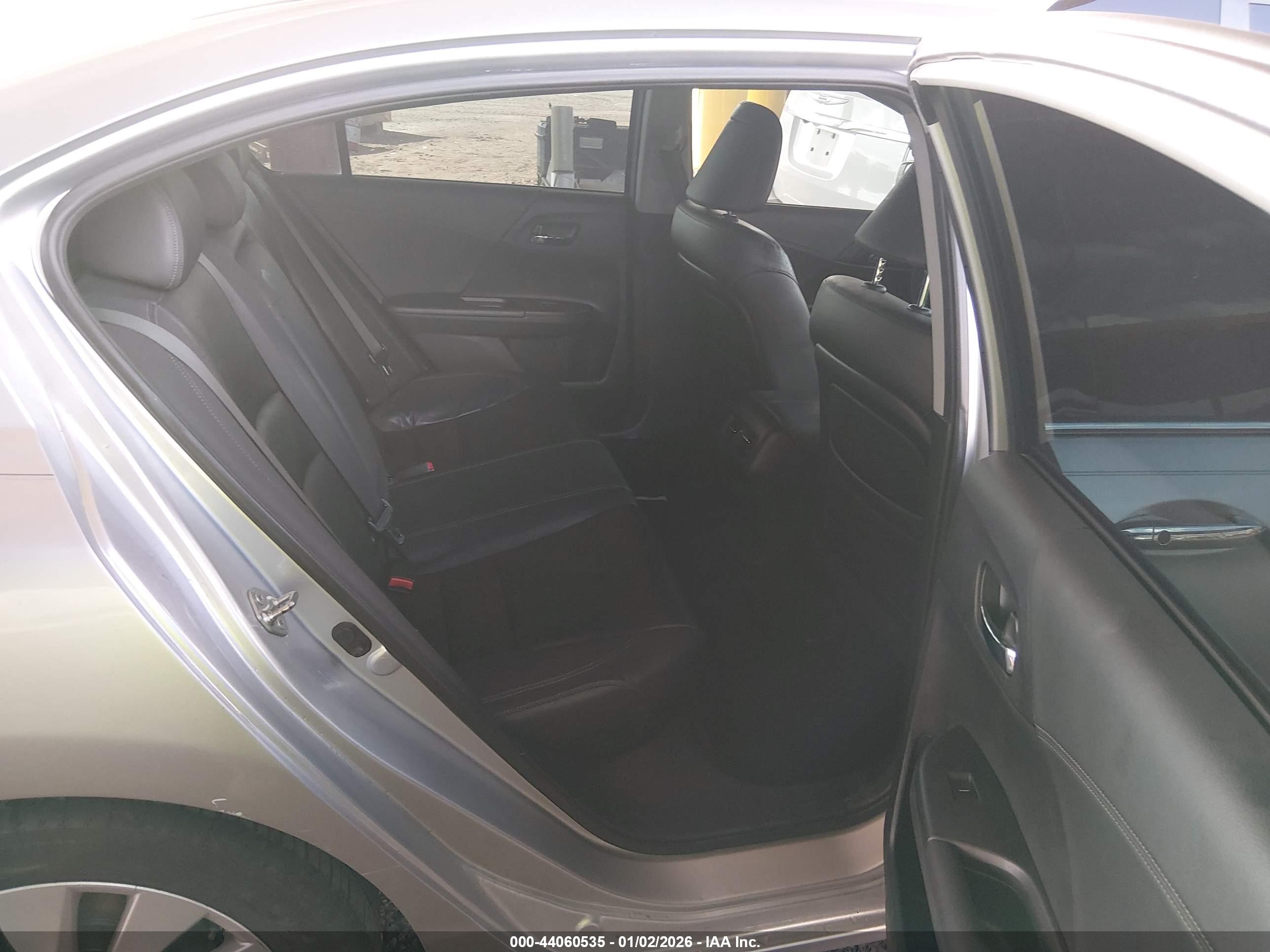 HONDA ACCORD image 8