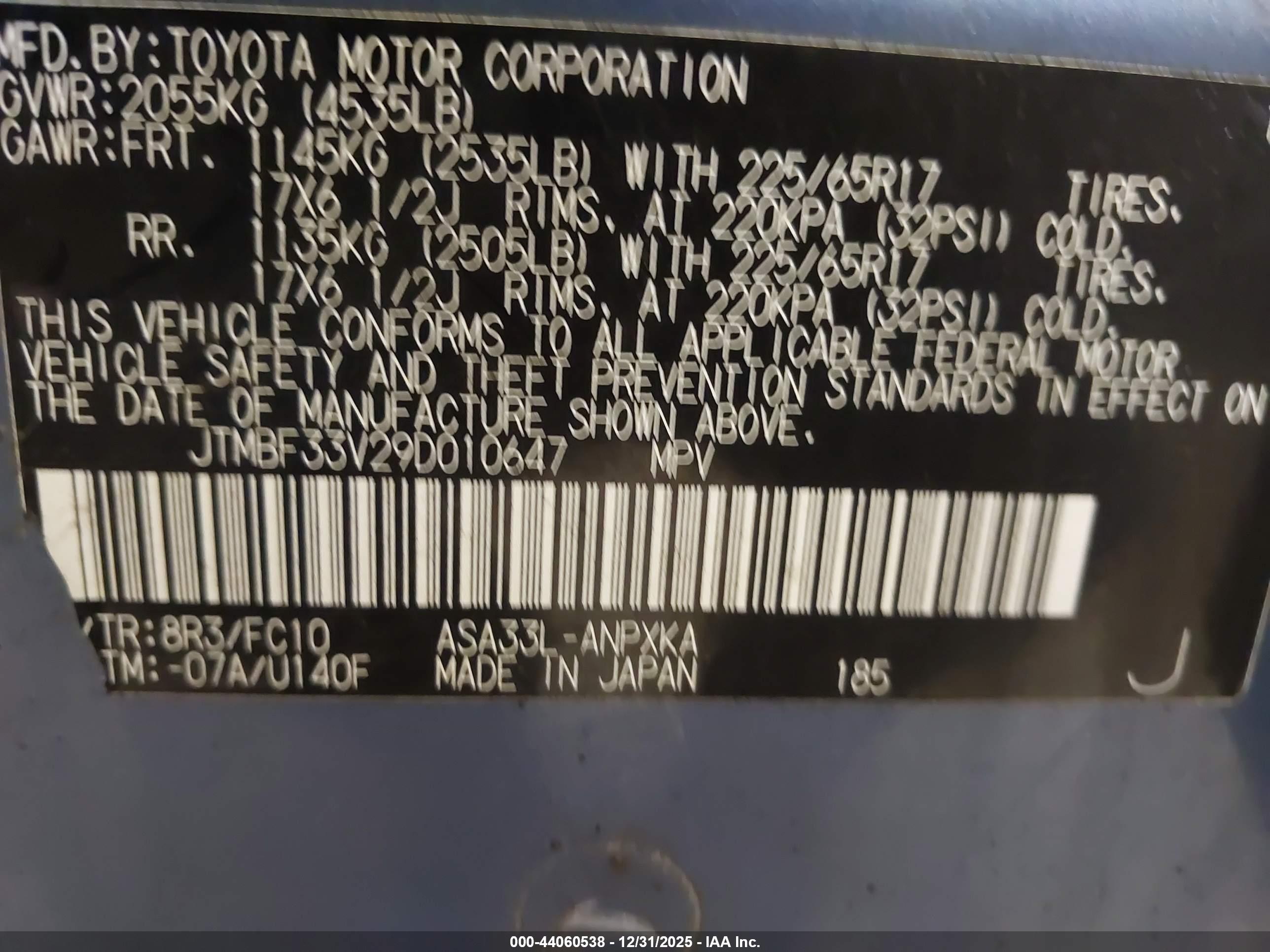 TOYOTA RAV4 image 9