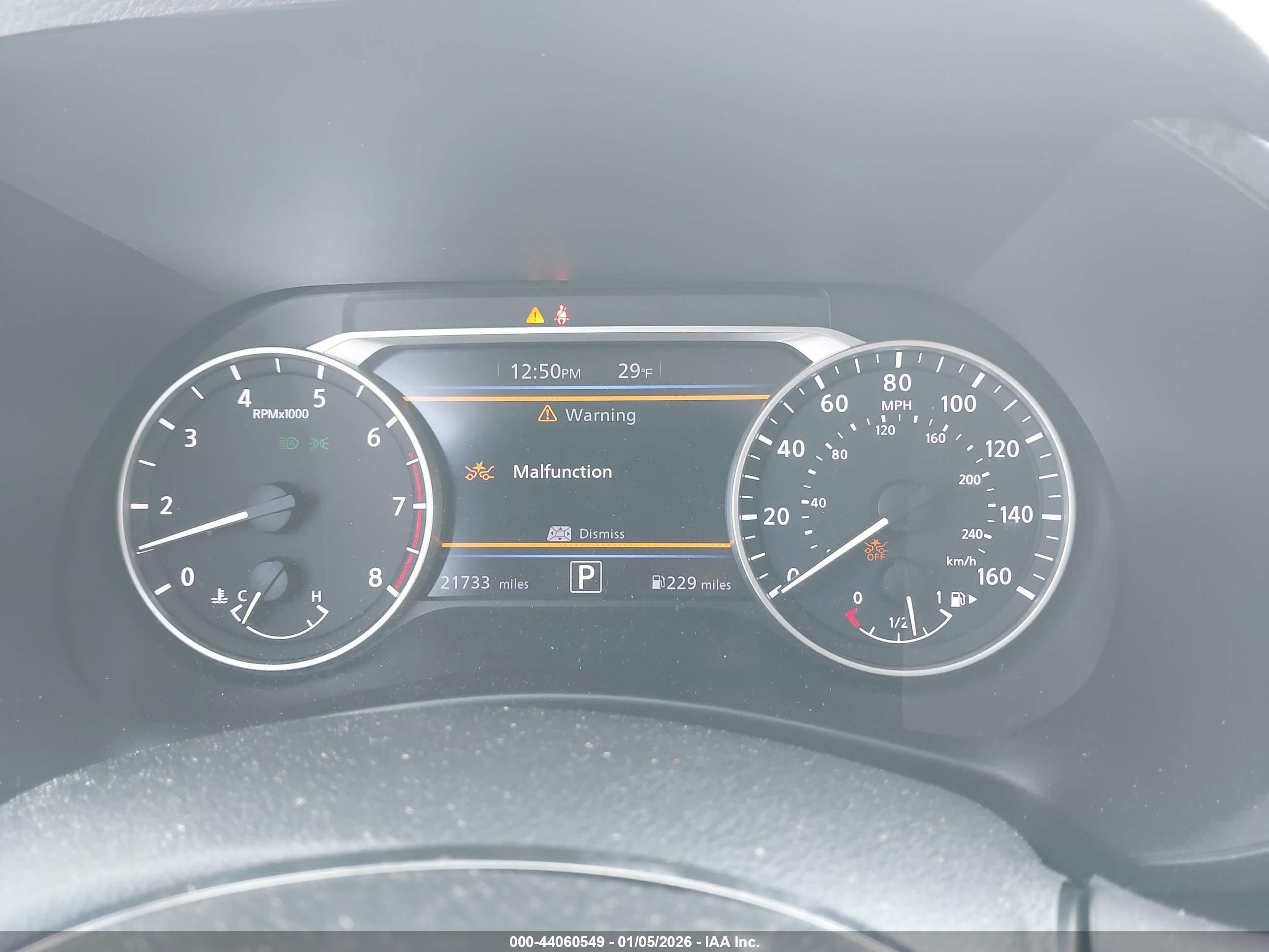 NISSAN SENTRA image 7