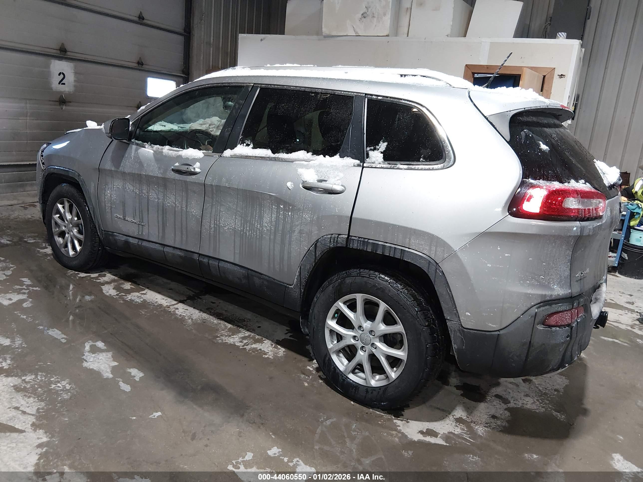 JEEP CHEROKEE image 3