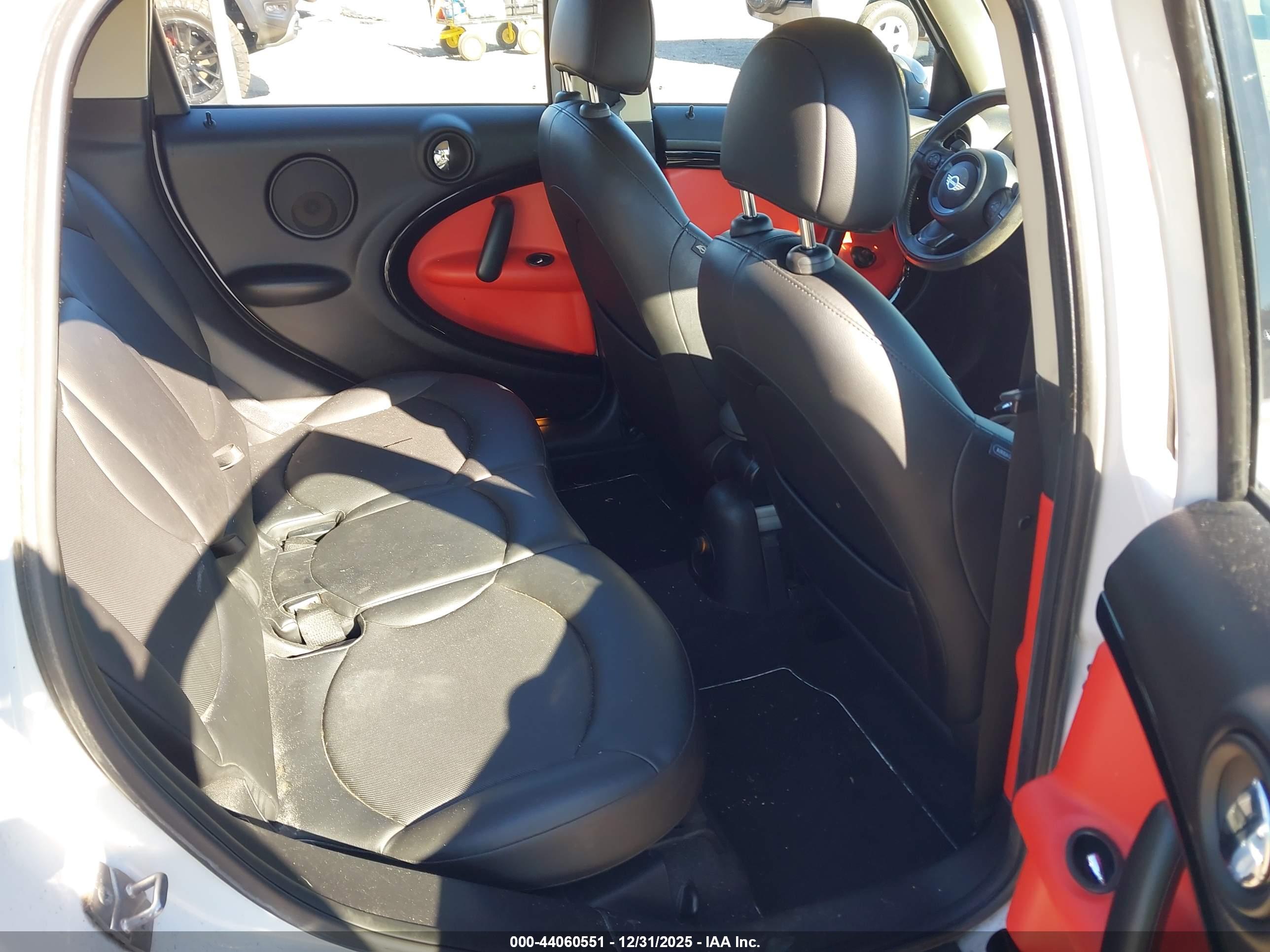 MINI COOPER image 8