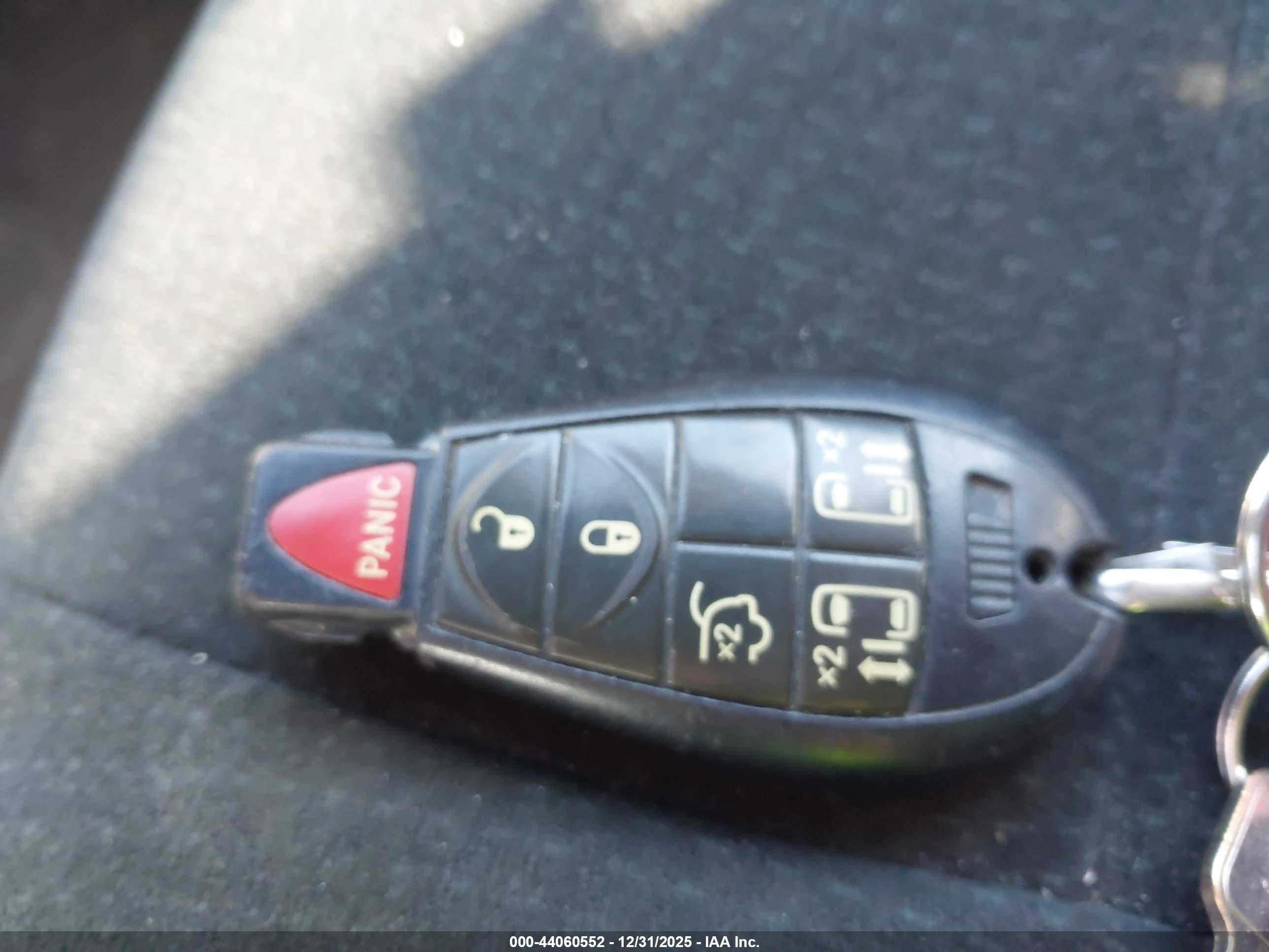 CHRYSLER TOWN image 11