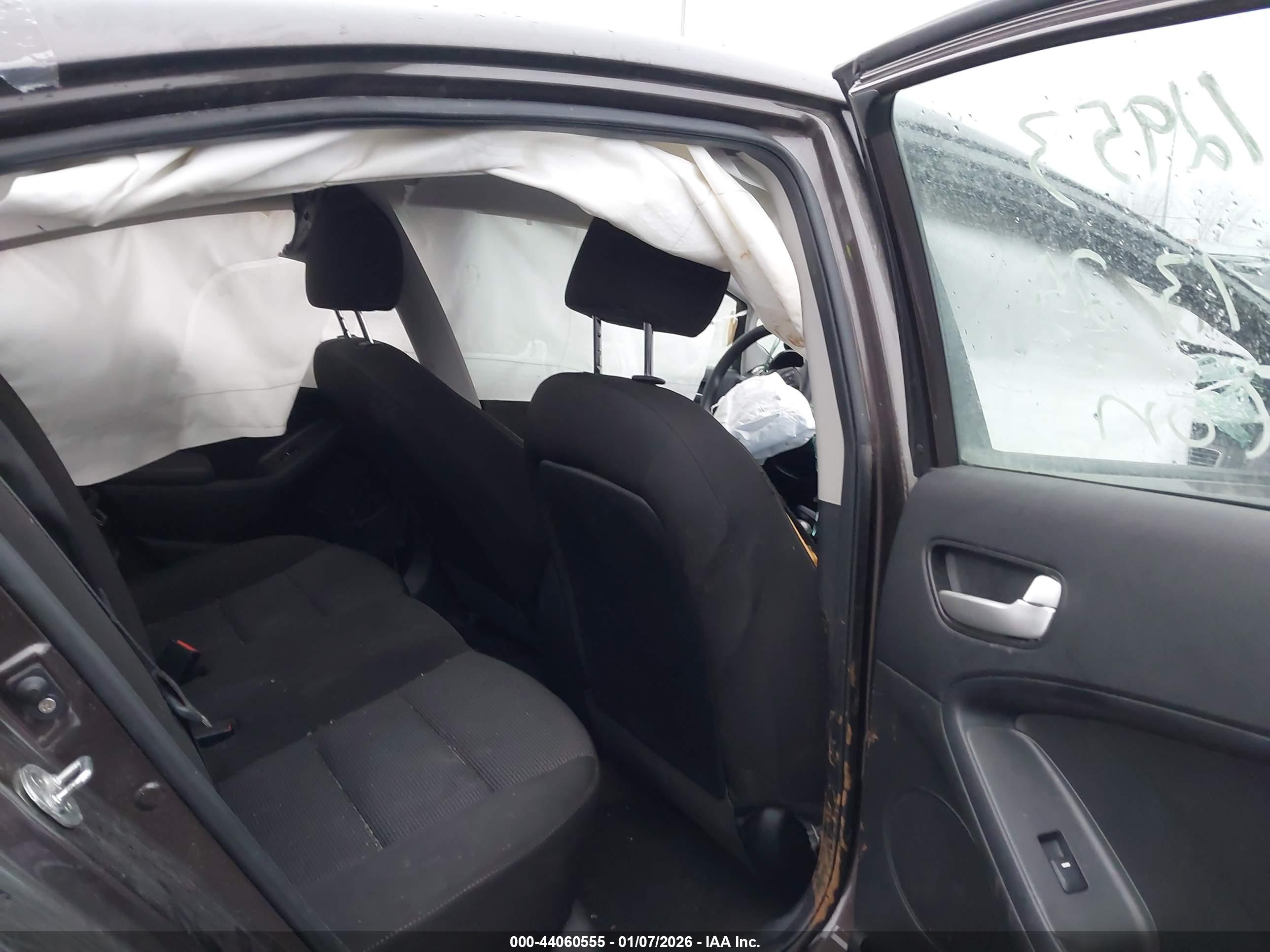 KIA FORTE image 8