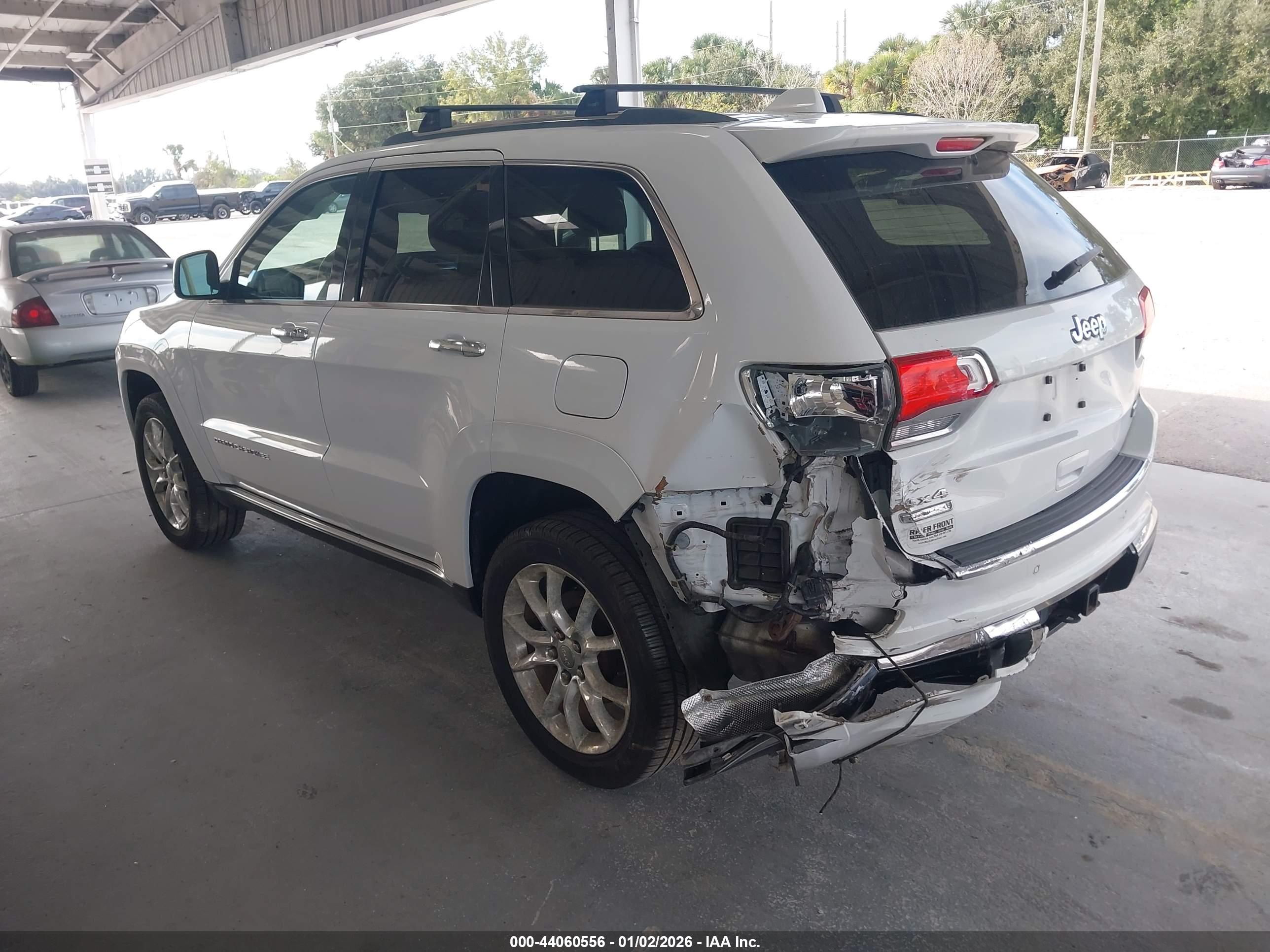 JEEP GRAND image 3