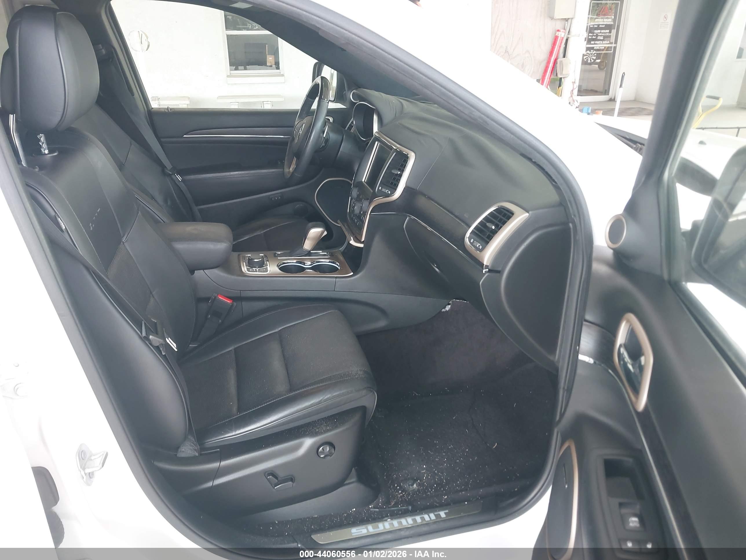 JEEP GRAND image 5