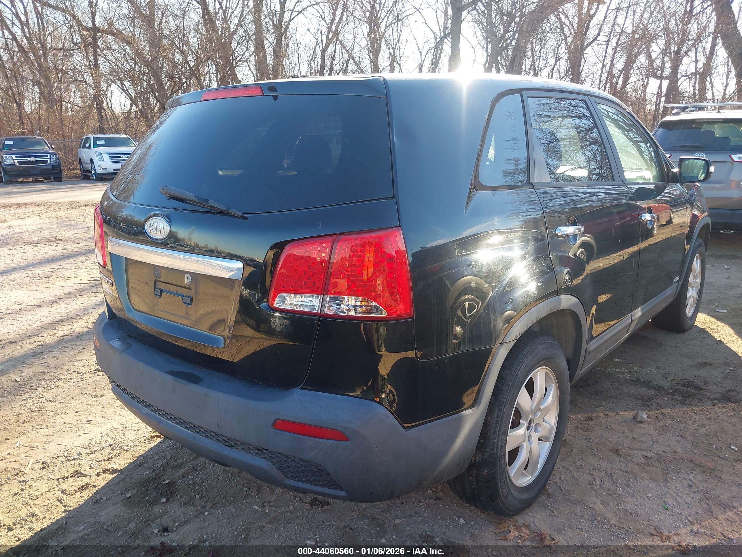 KIA SORENTO image 4