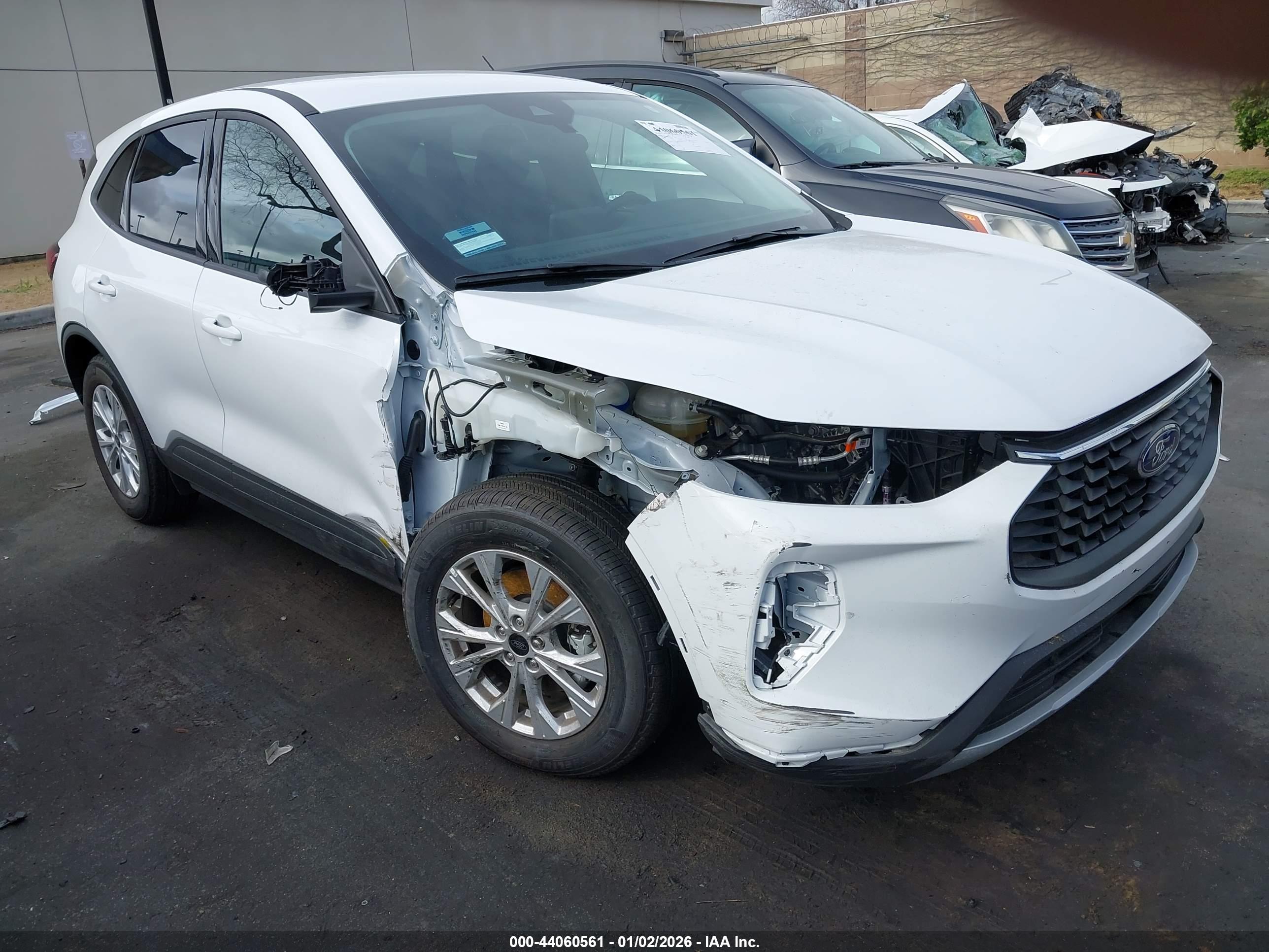 FORD ESCAPE image 6