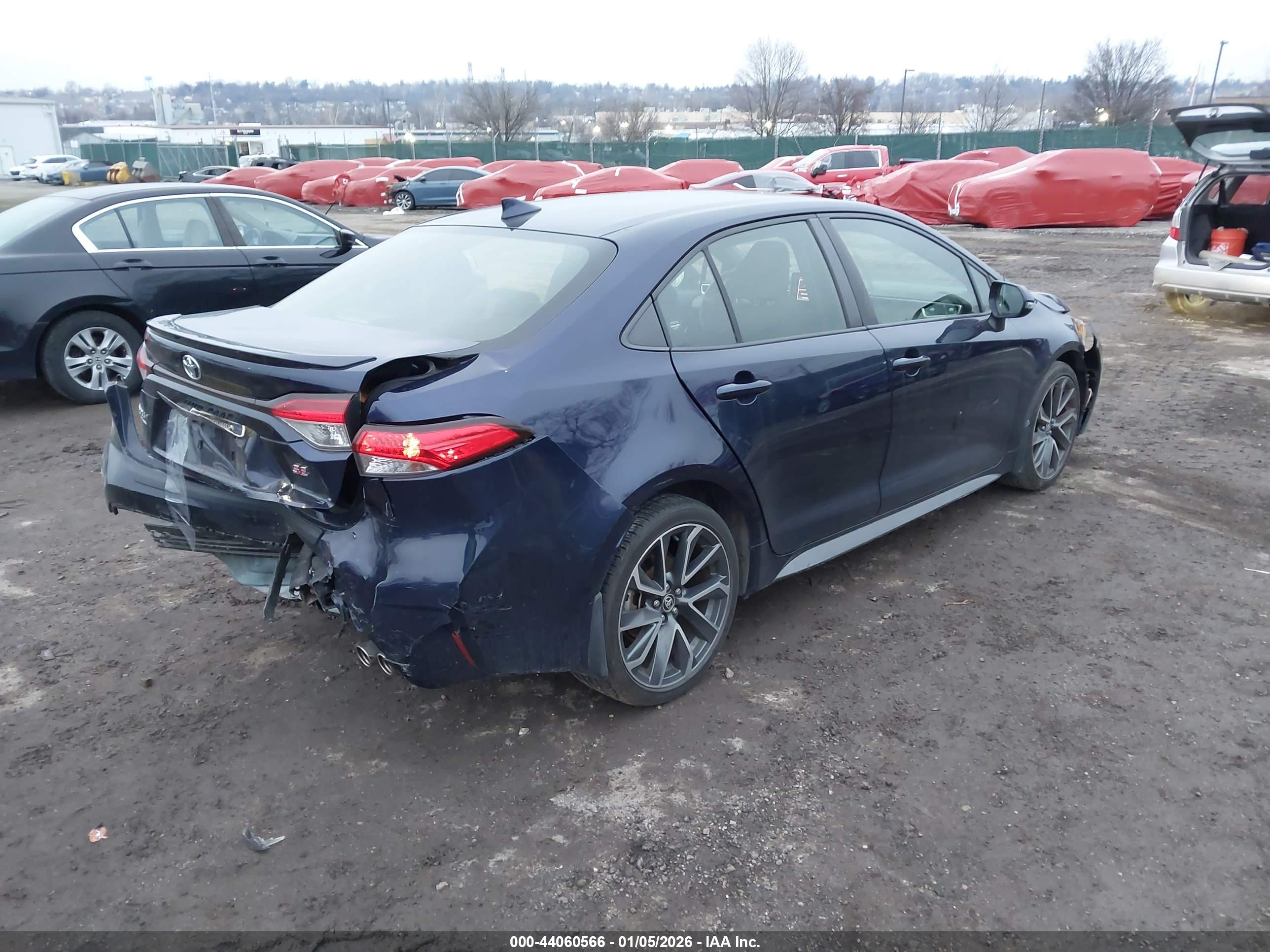 TOYOTA COROLLA image 4